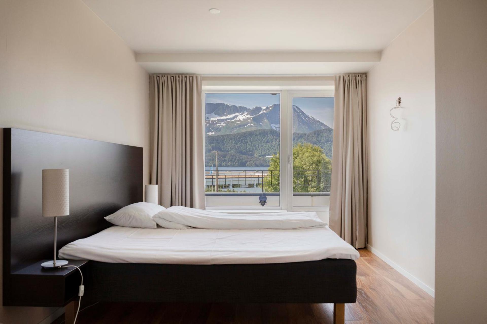 Aursnes Hotell
