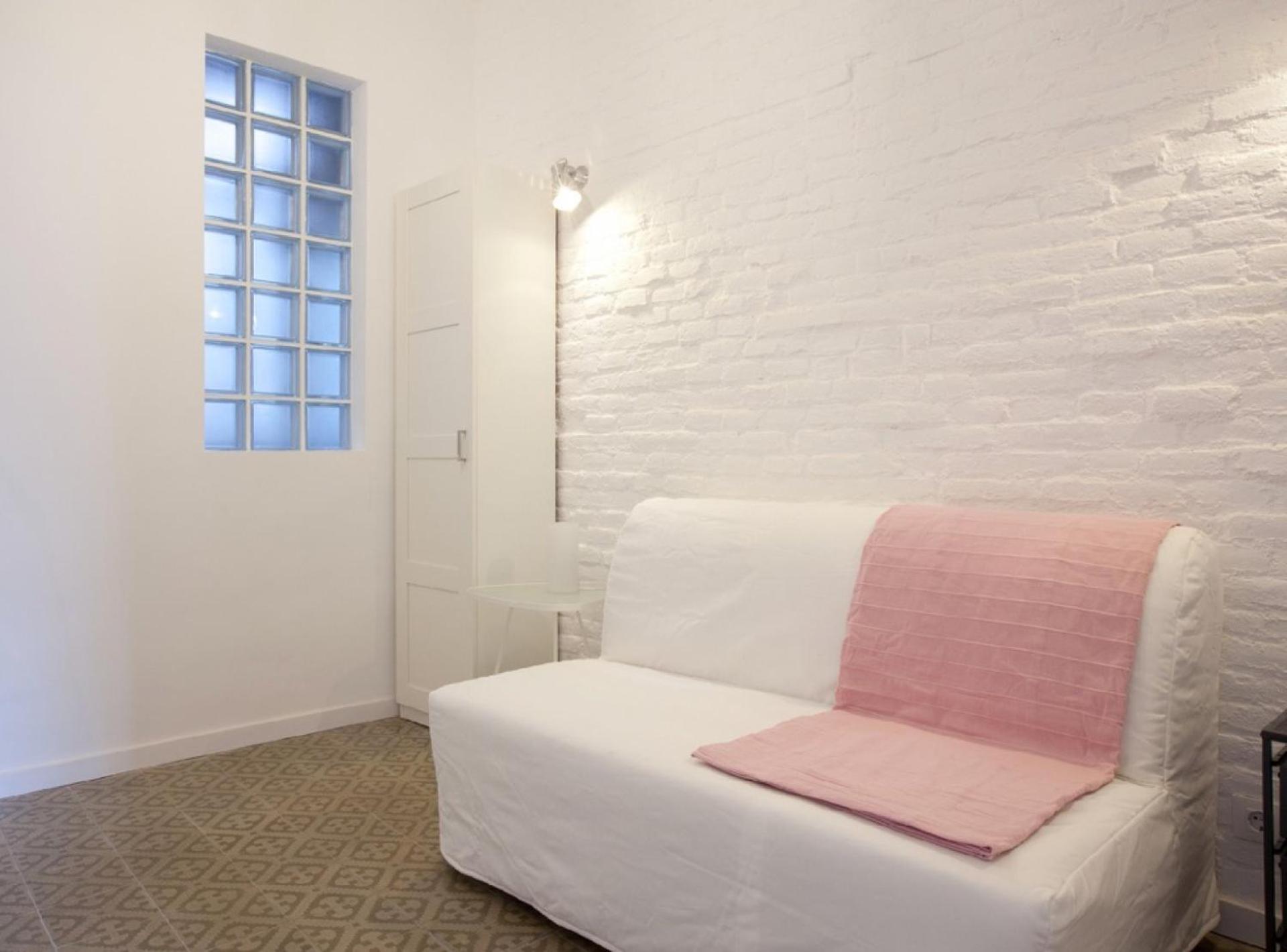 Napoles · Modernist flat close to Sagrada Familia