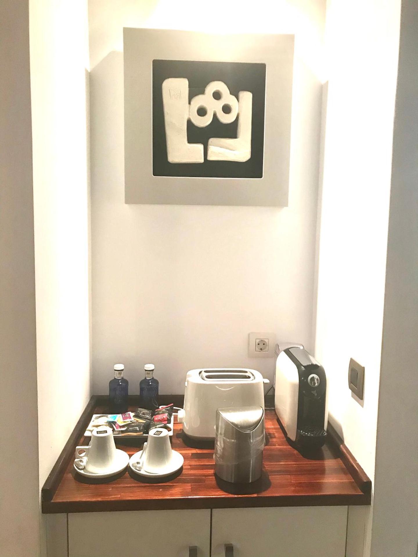 Coffee/tea facilities