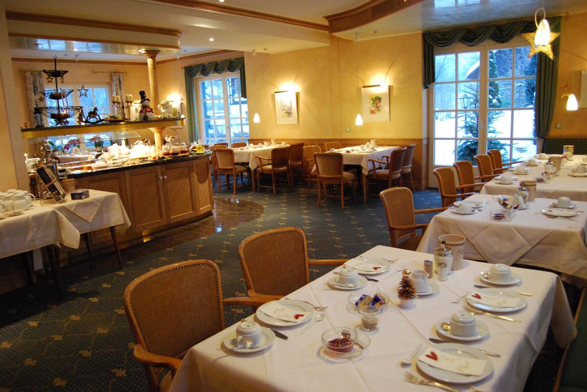 Restaurant/places to eat