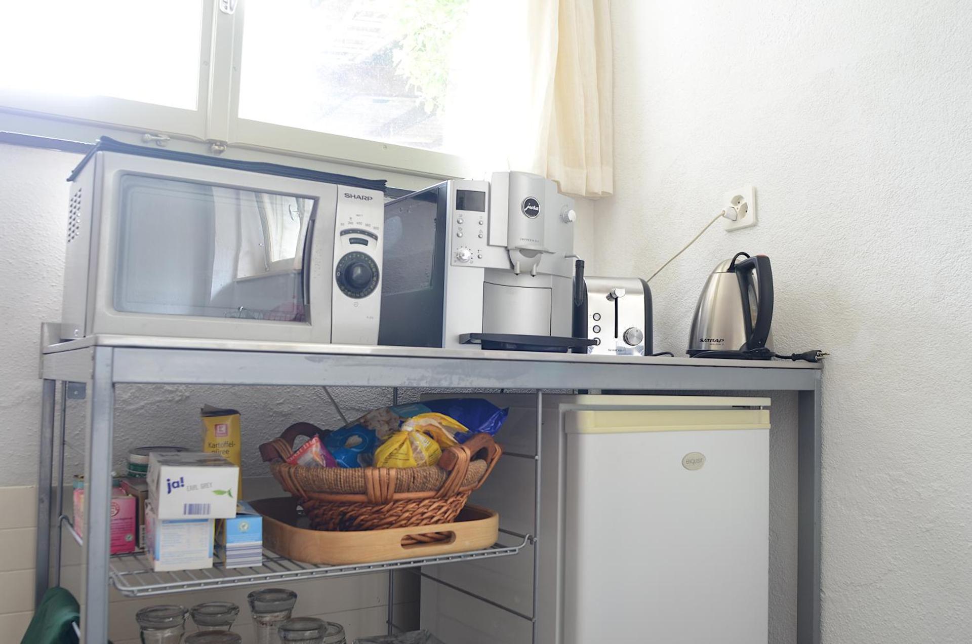 Coffee/tea facilities