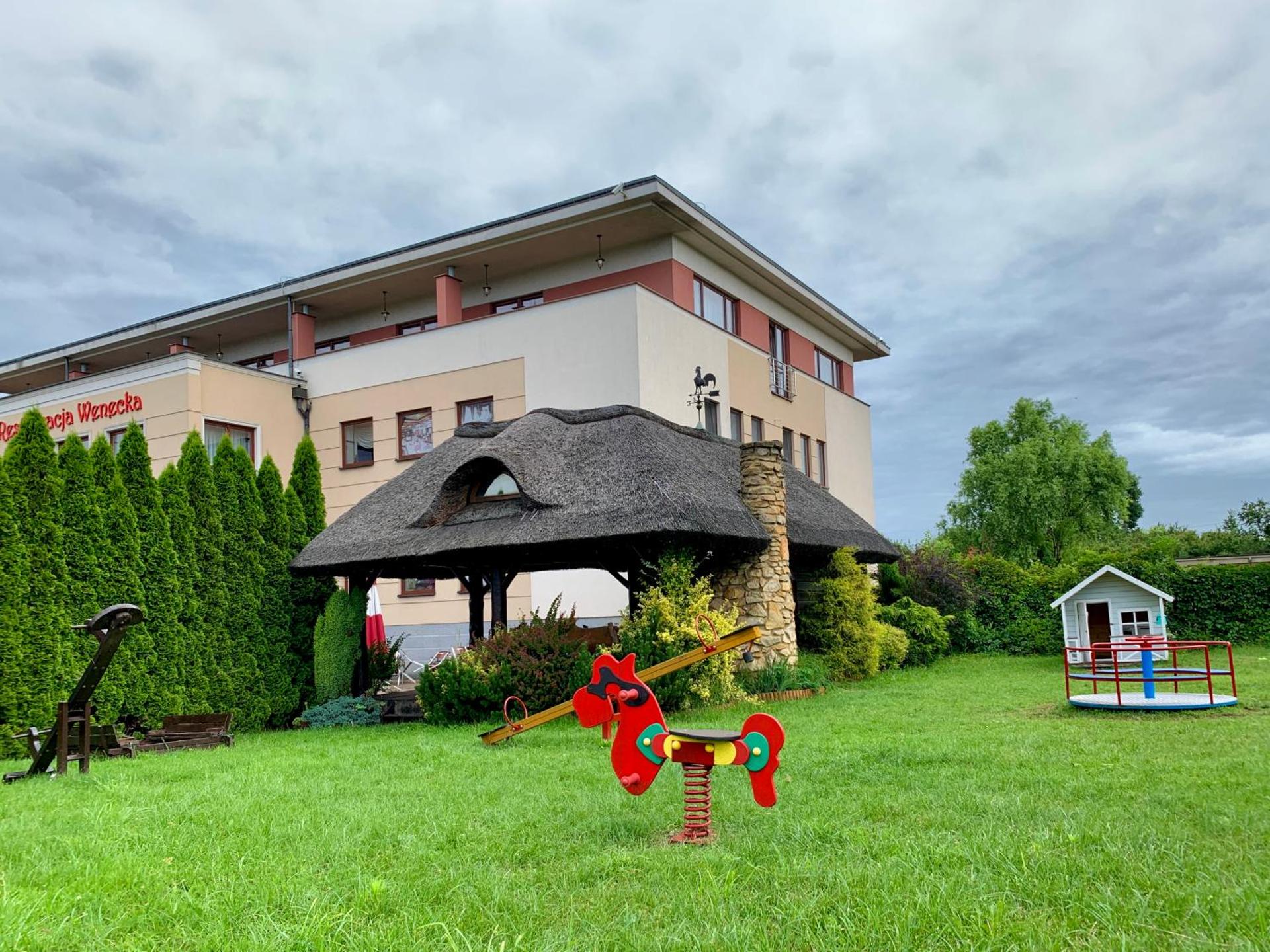 Nocowanie Restauracja Wenecka