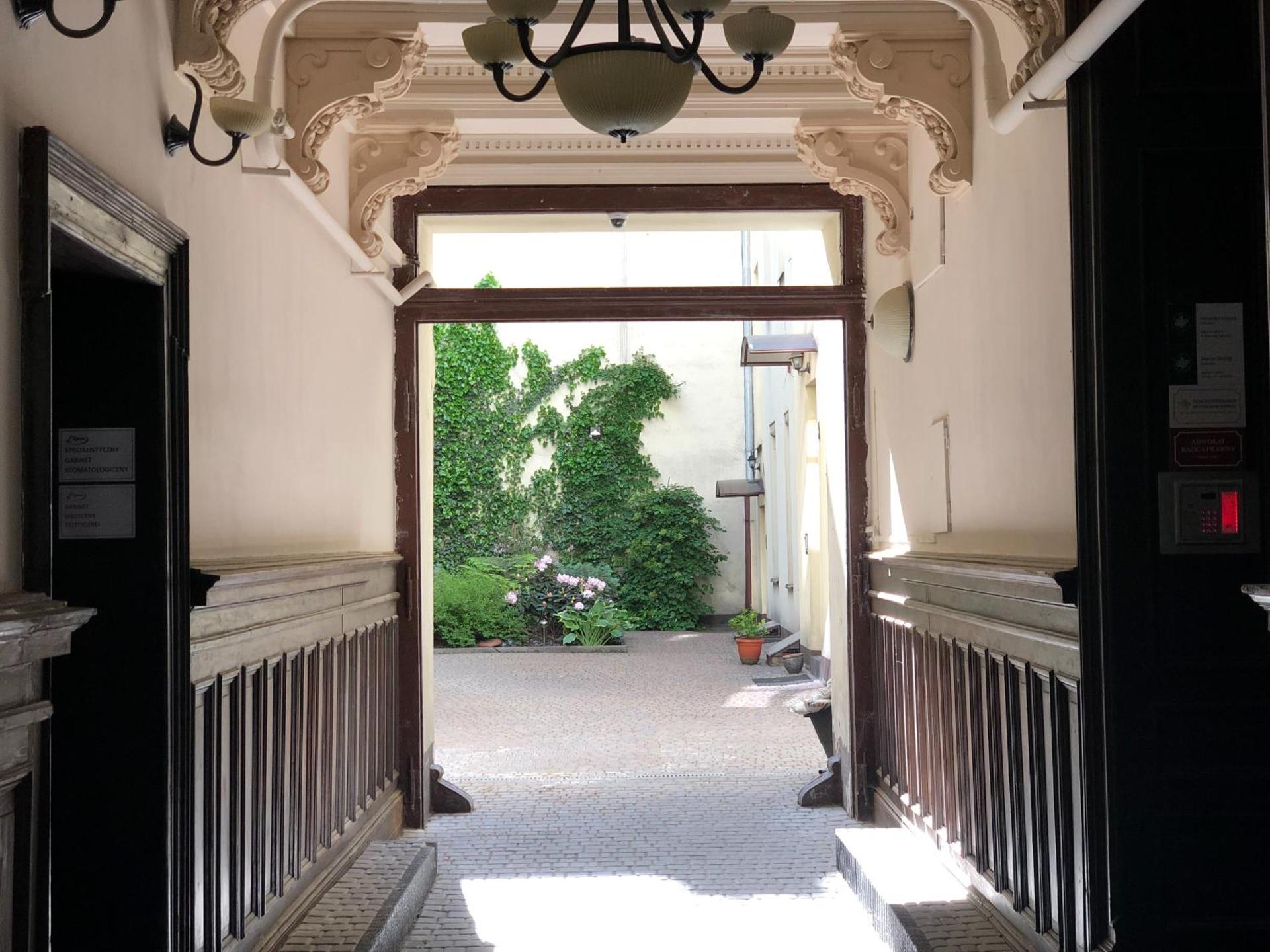 Inner courtyard view