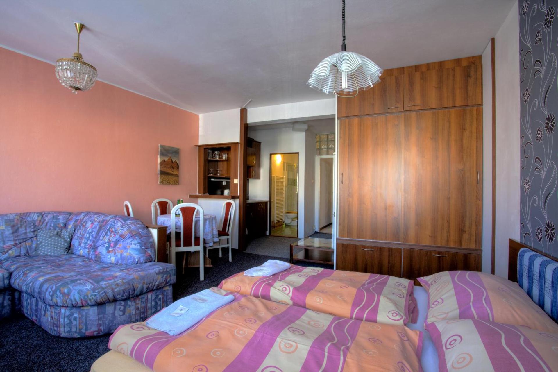 Photo of the whole room