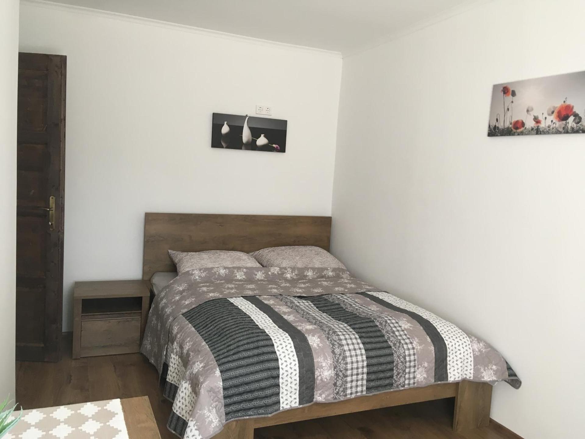 Balatonkenesei Vendégház