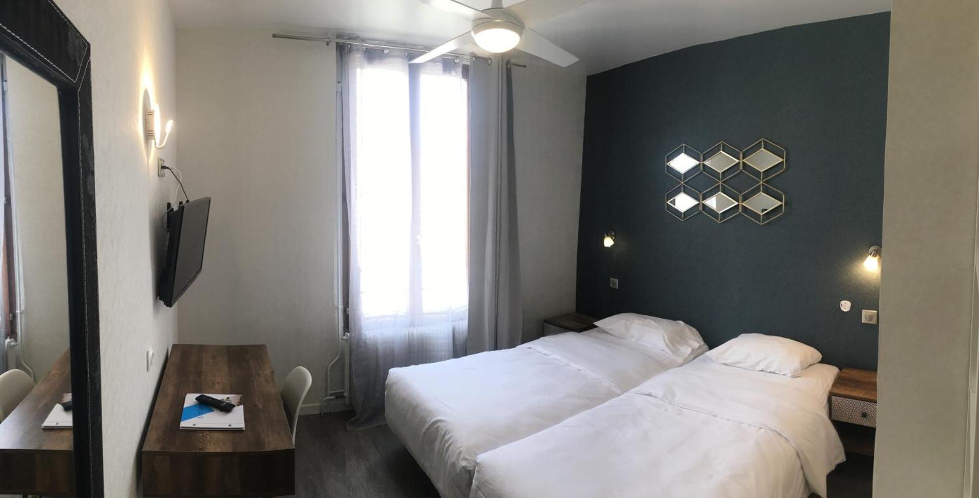 Photo of the whole room