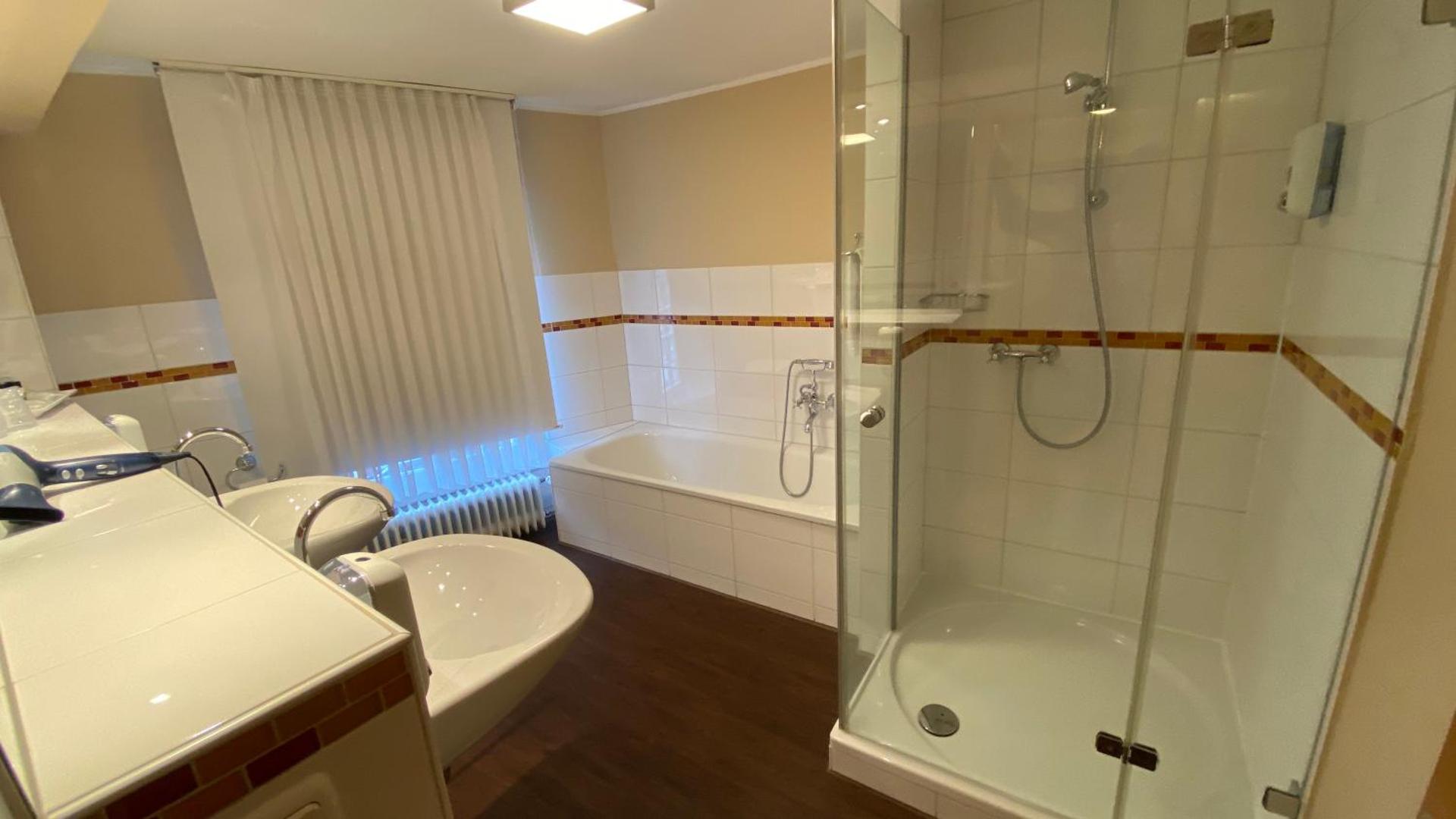 Horchem Hotel-Restaurant-Café-Bar