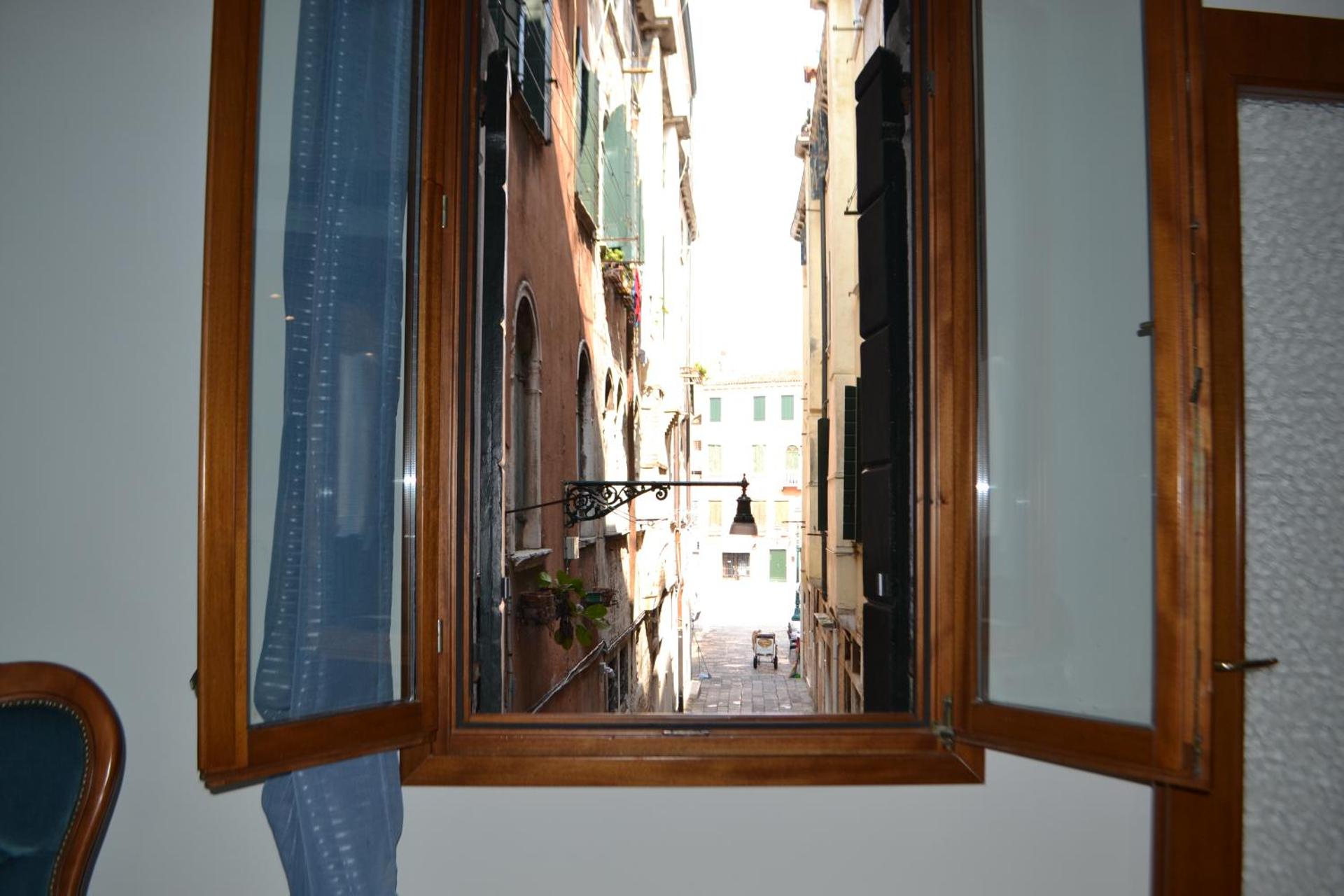 Ca' Bacio della Luna