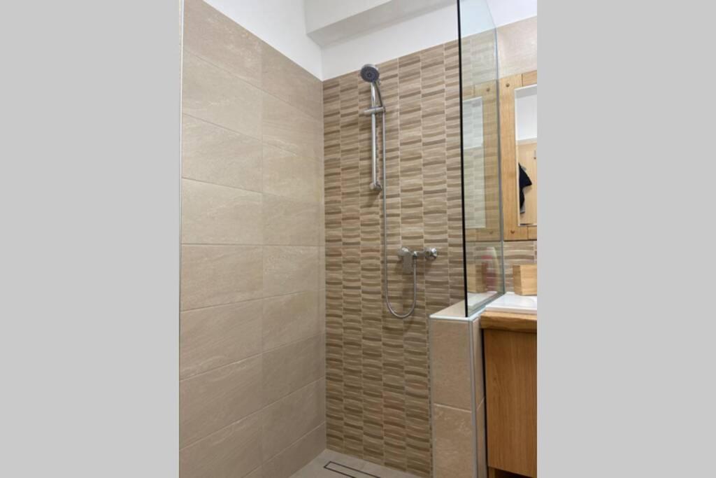 Apartment Sandra (2+2) with a breathtaking view 2