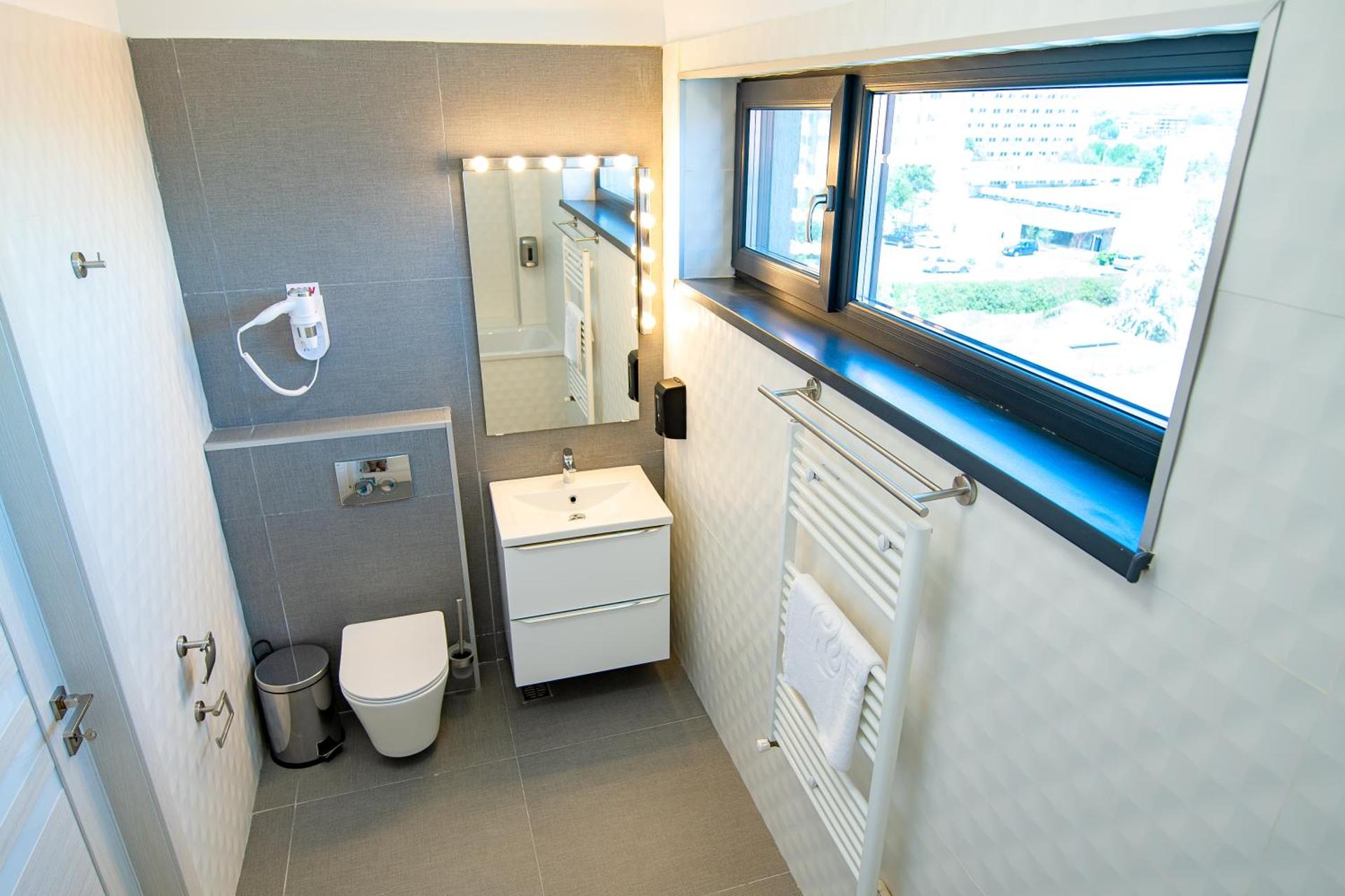 Enjoy Life Apartments