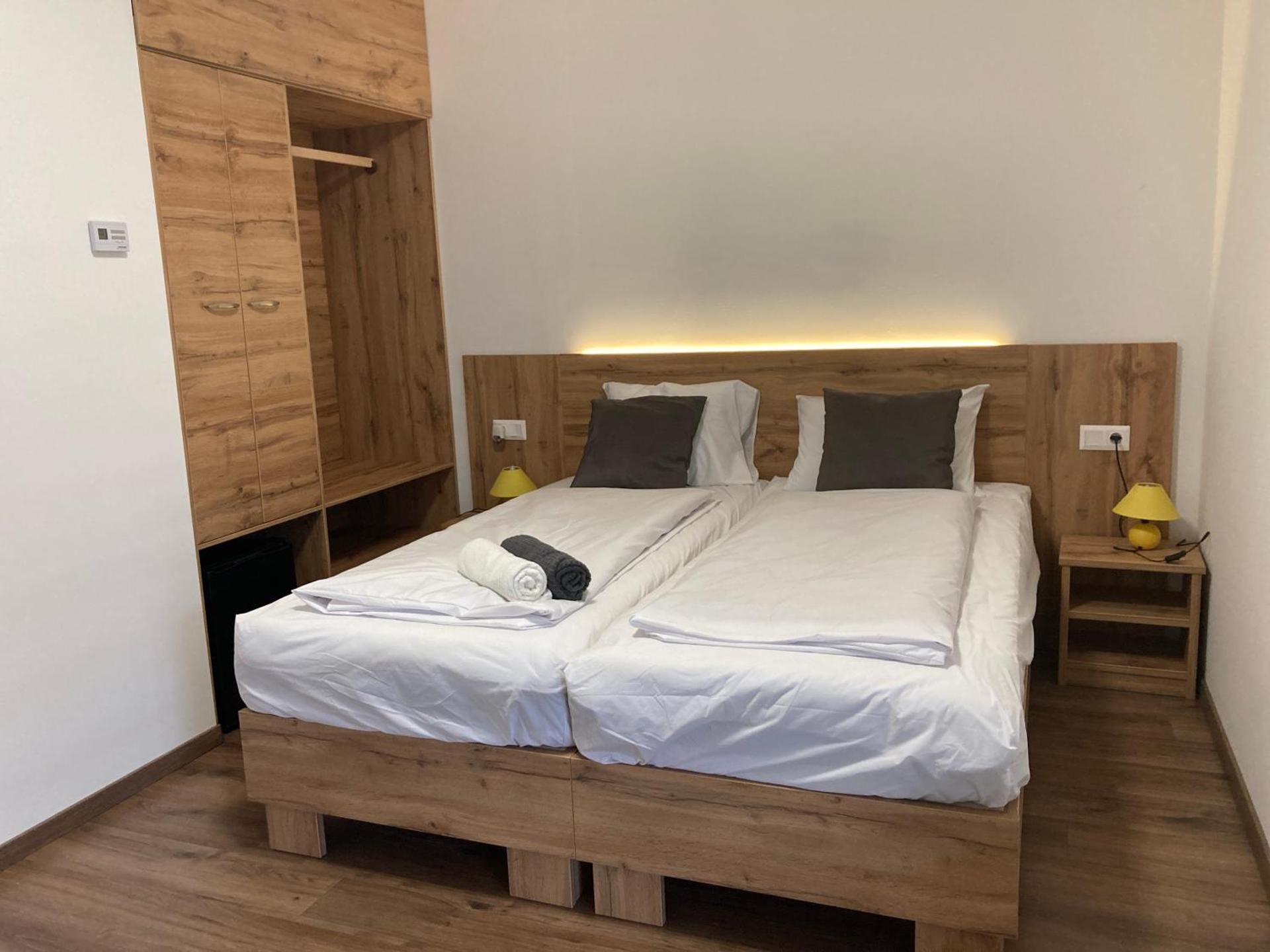 Double or Twin Room with Terrace