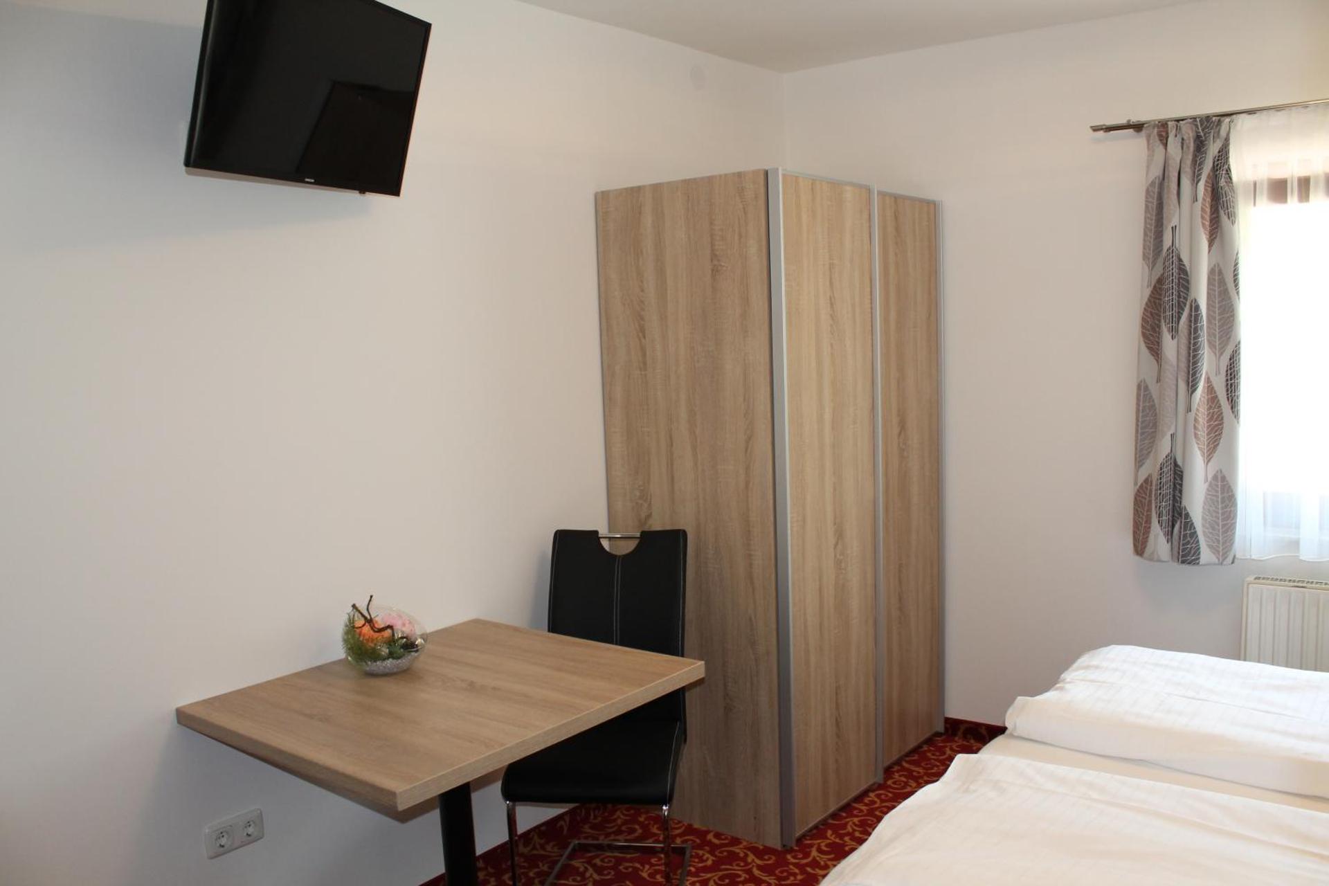 Pension Steinbichler - Apartments und Zimmer Check in 24-7