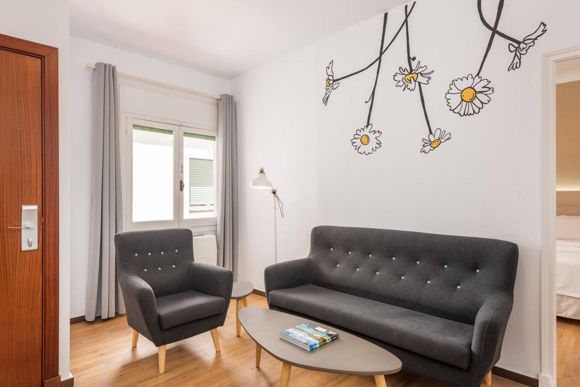 Photo of the whole room