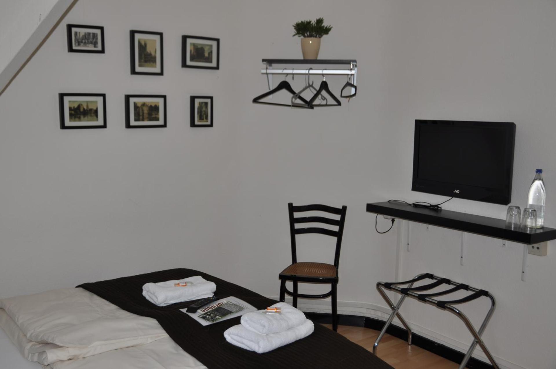 Double Room with Shared Bathroom