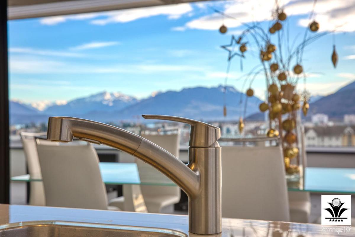 Panoramique 180 lac et montagne et Nid Secret spa romantique