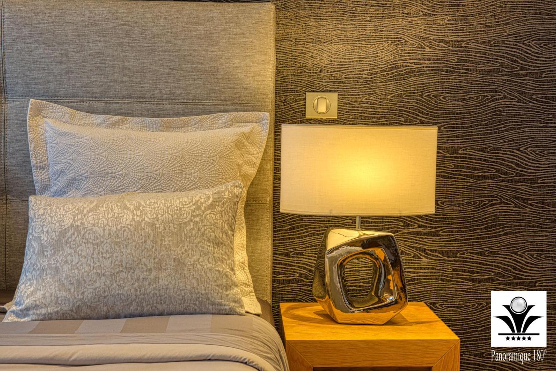 Panoramique 180 lac et montagne et Nid Secret spa romantique