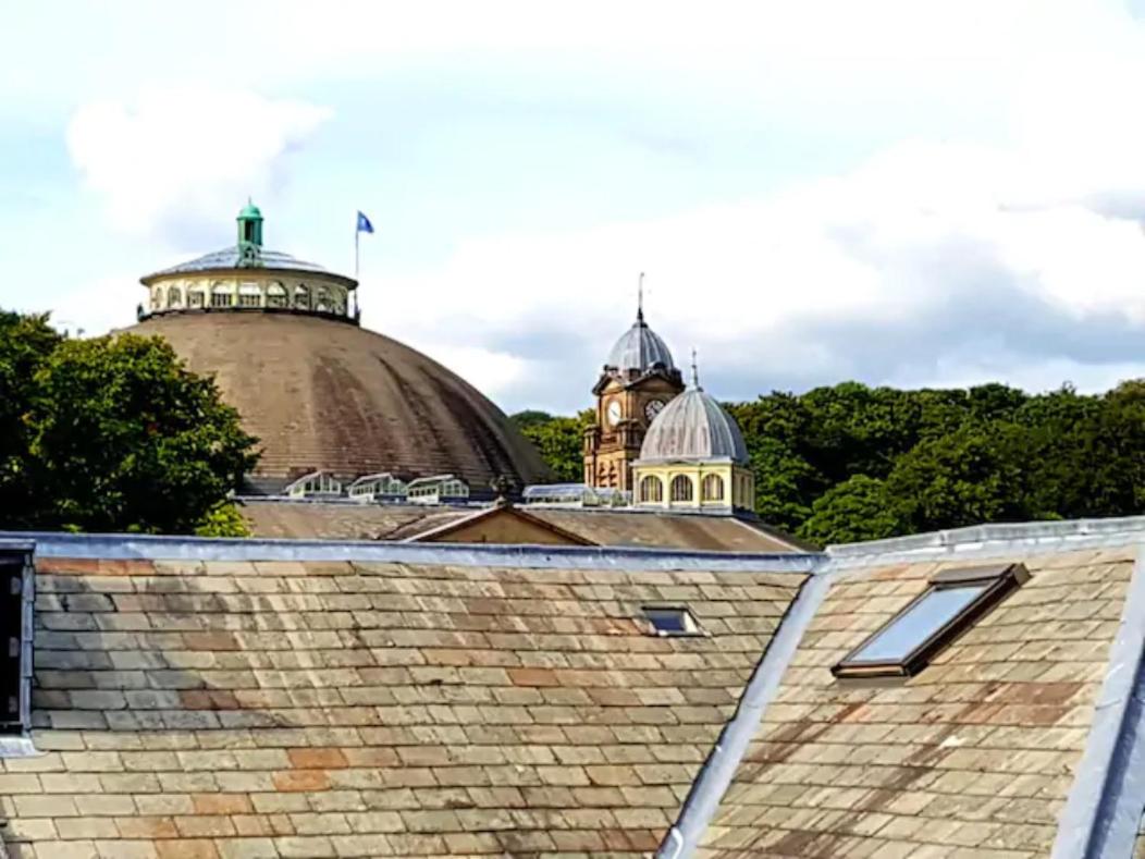 No 6 The Square Tearooms & Accommodation