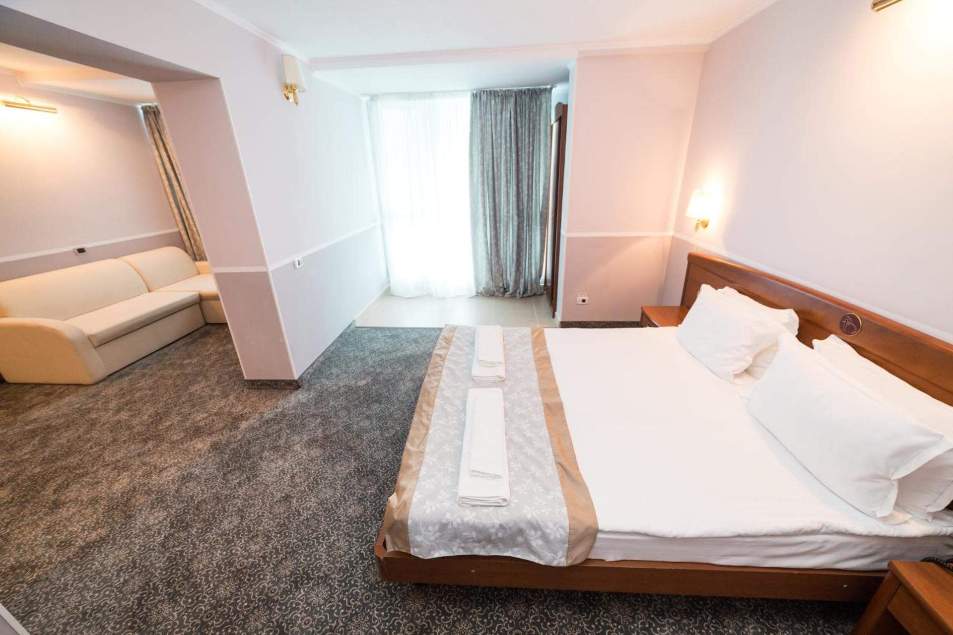 Bavaria Blu Hotel and Conference Centre