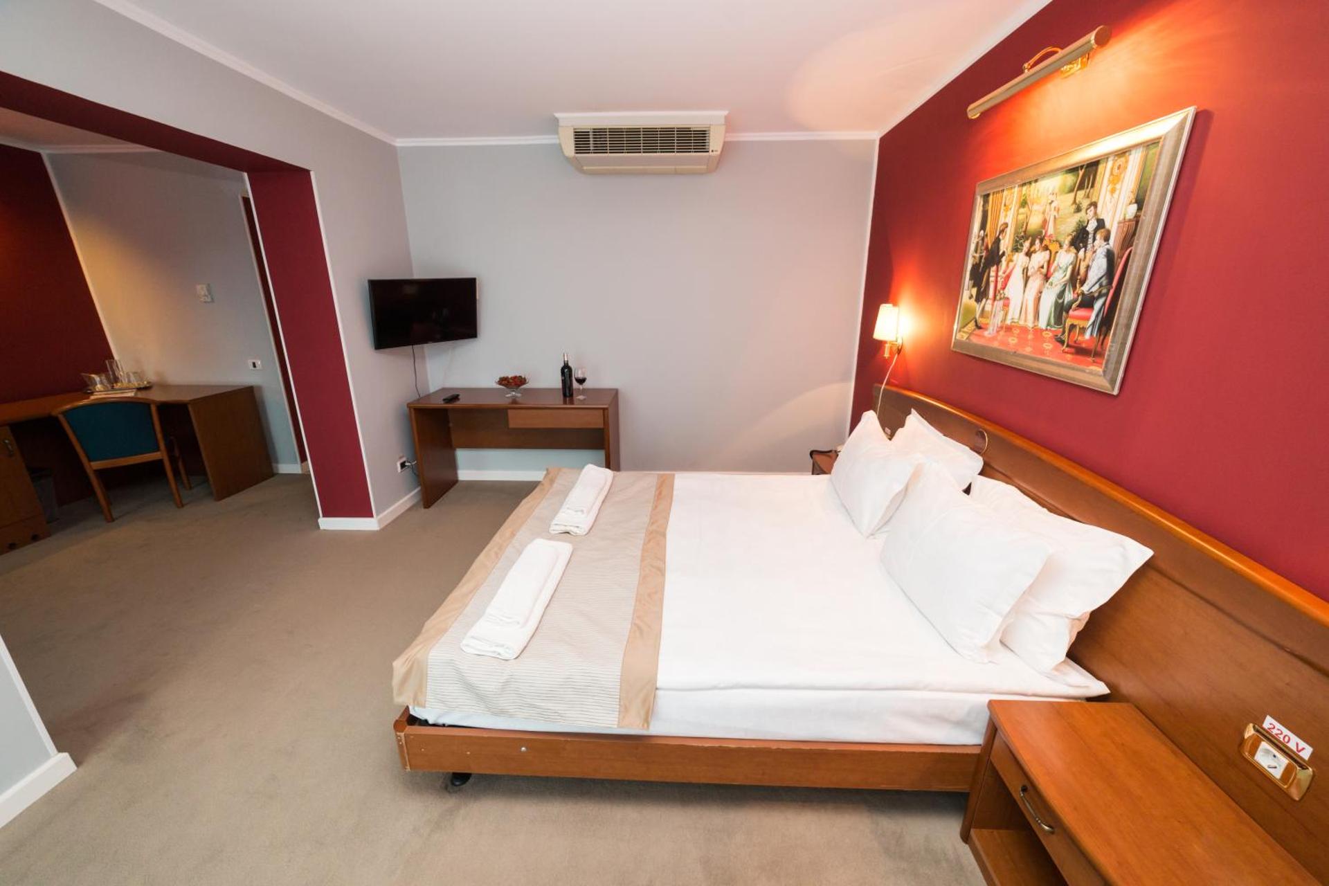 Bavaria Blu Hotel and Conference Centre