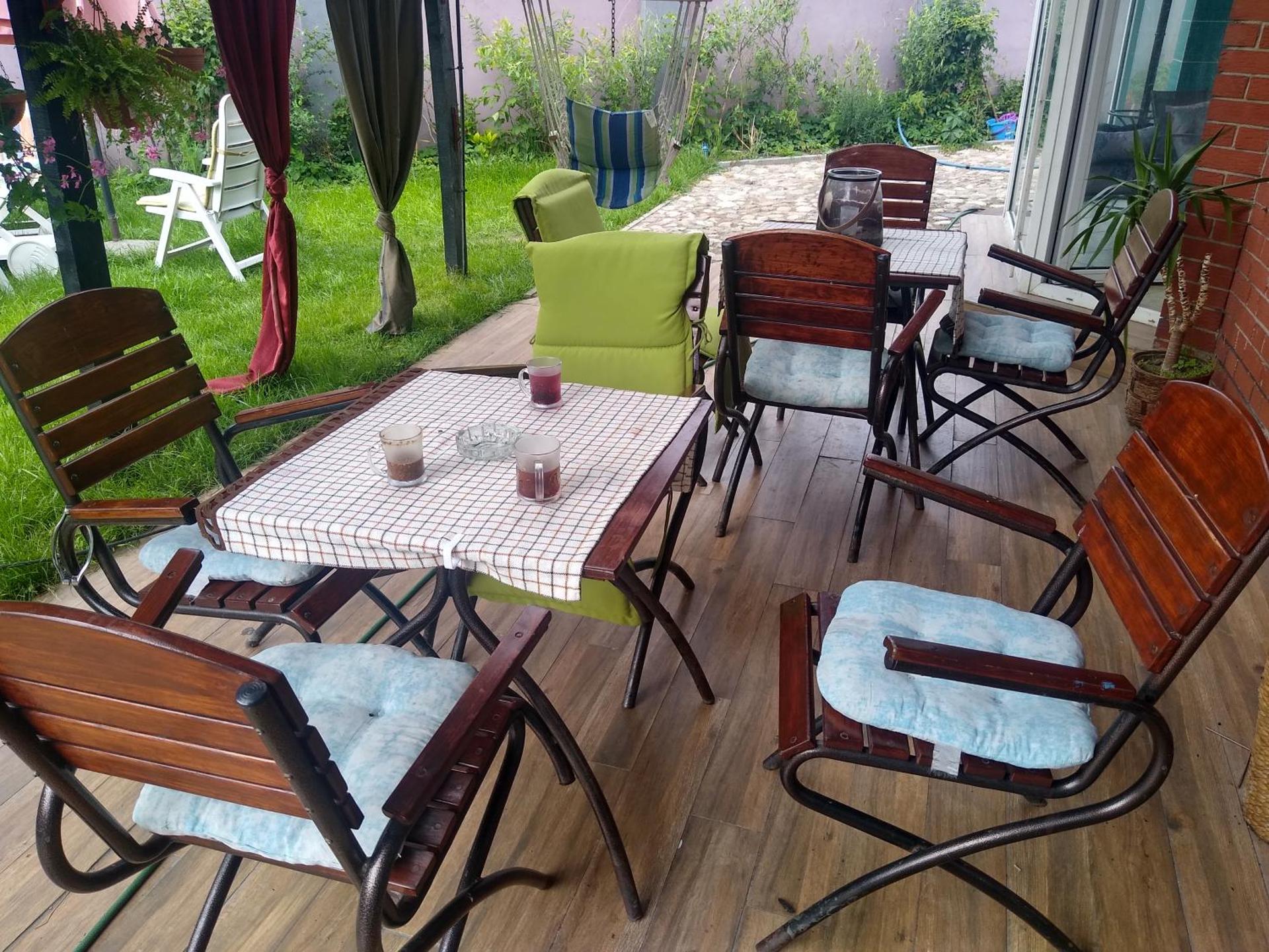 Willa Cosmos & Champion