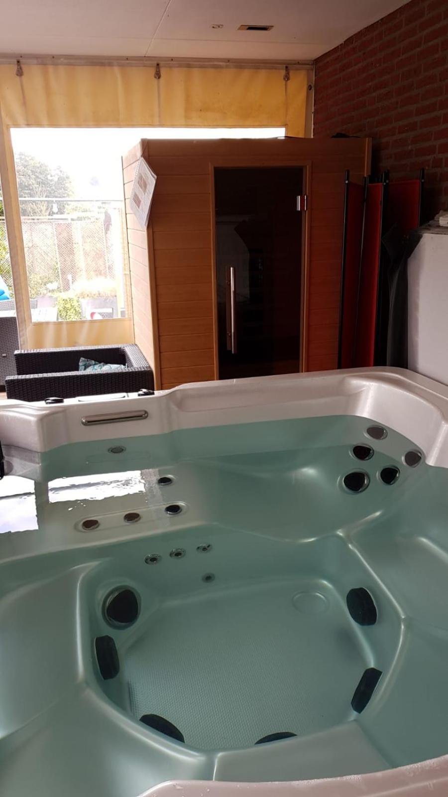 Het Gildehuis met sauna en jacuzzi