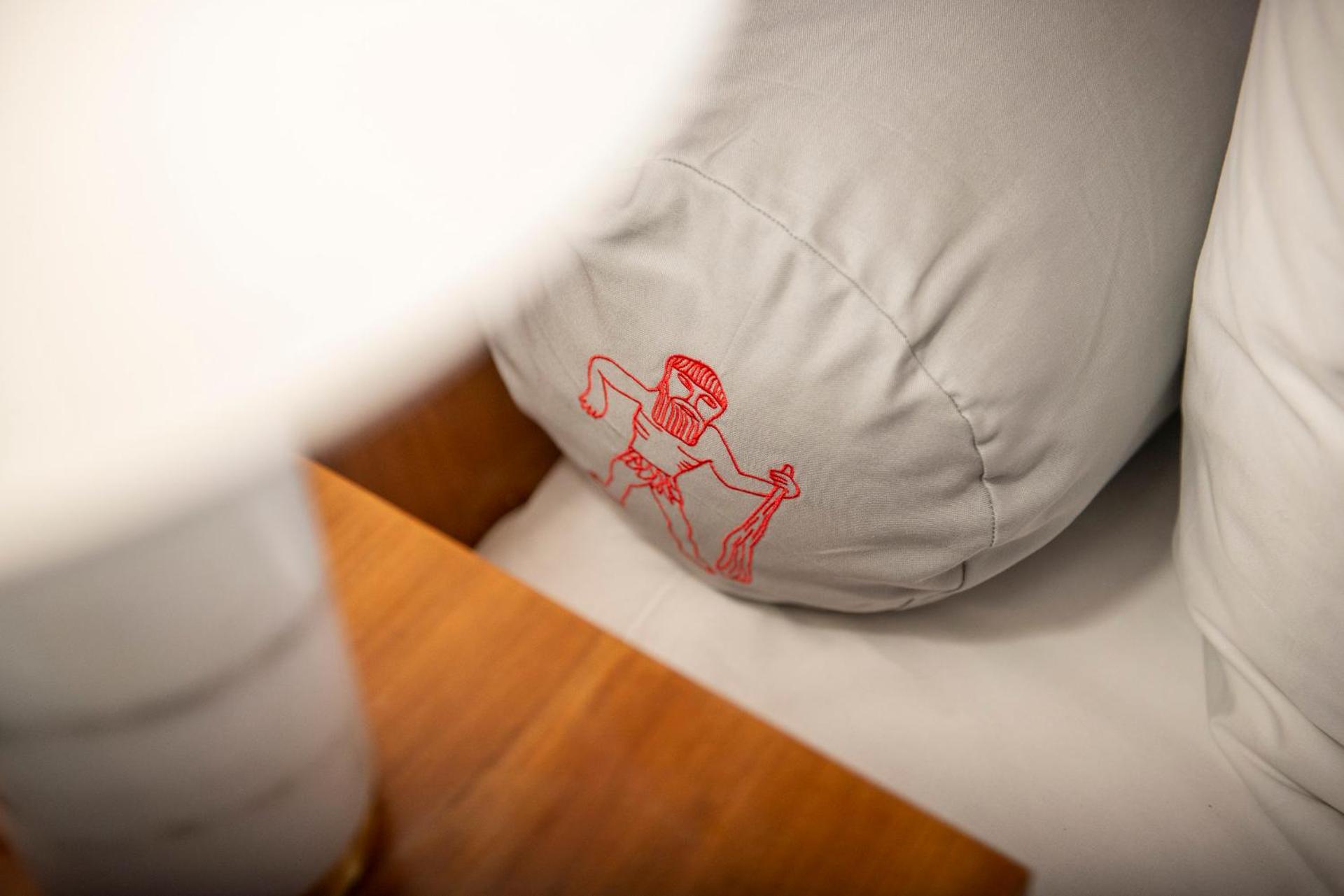 Property logo or sign