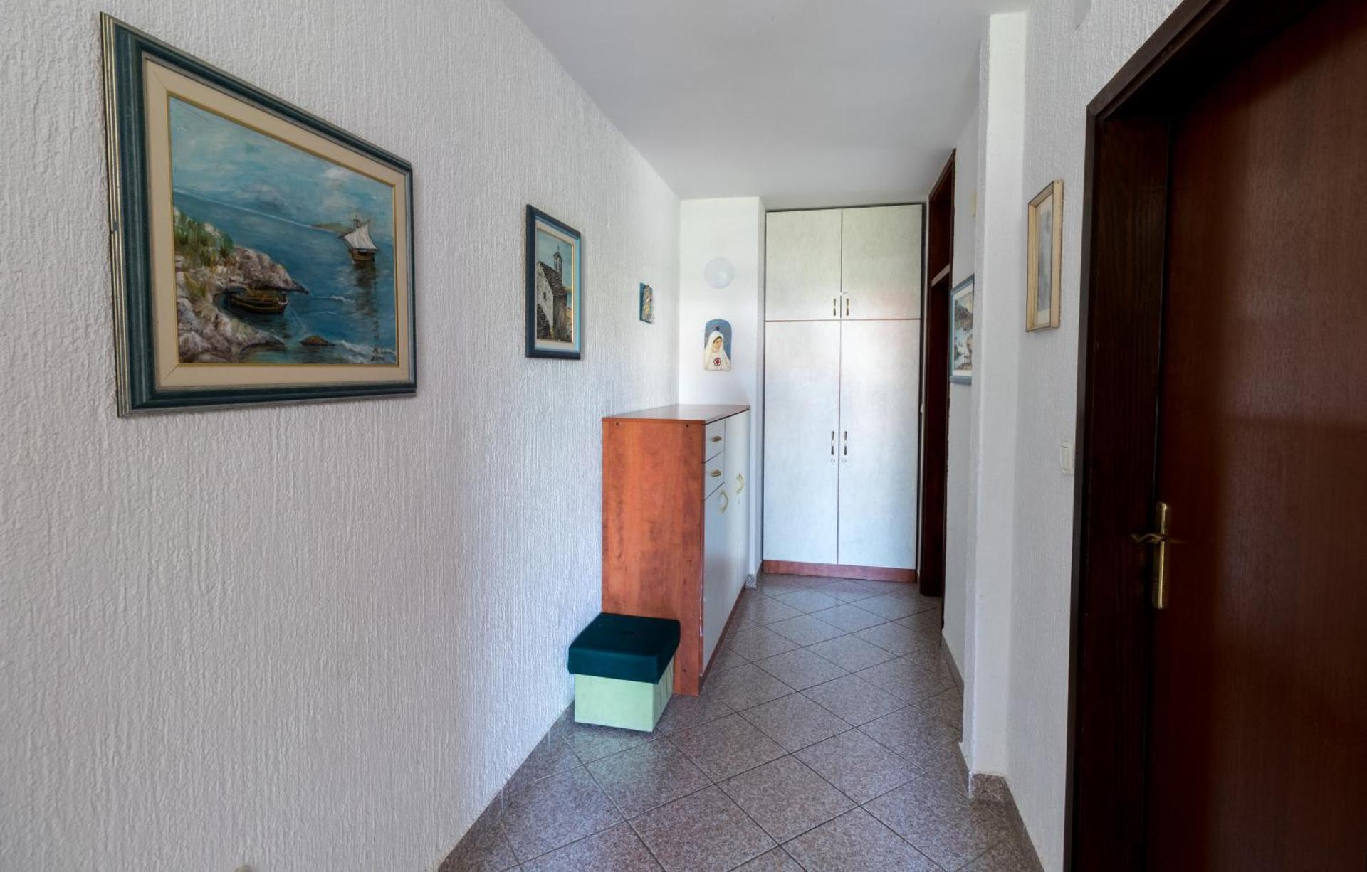 Apartment Dony - Tičić