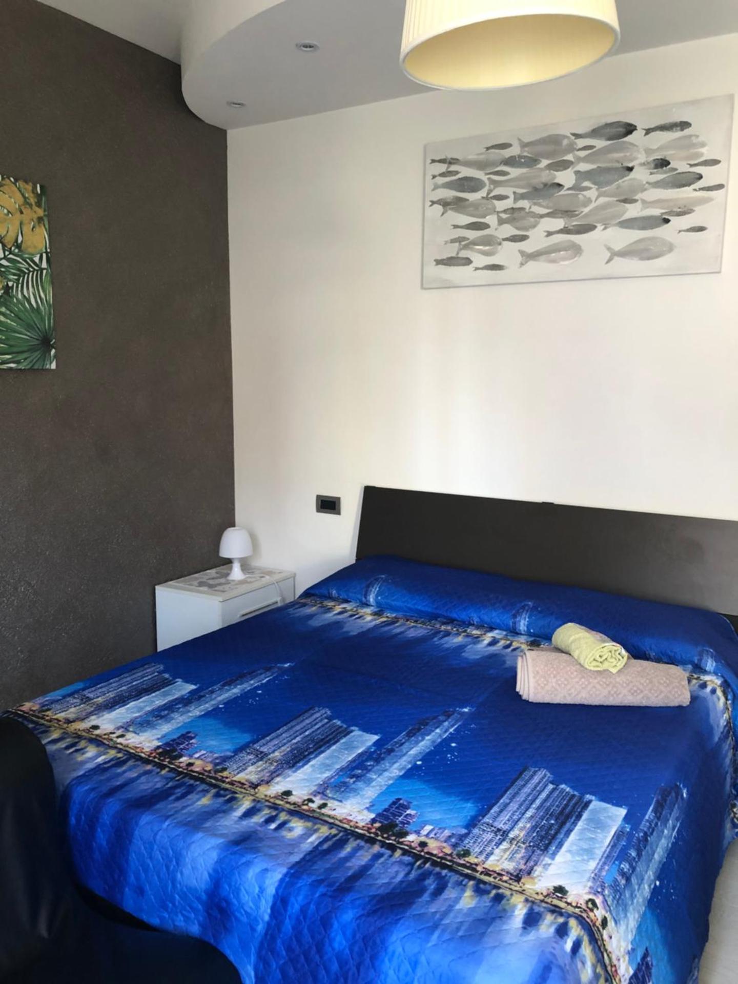 "CASA ROSI" Tel trequattrozero trentatre tredici seiquattrouno