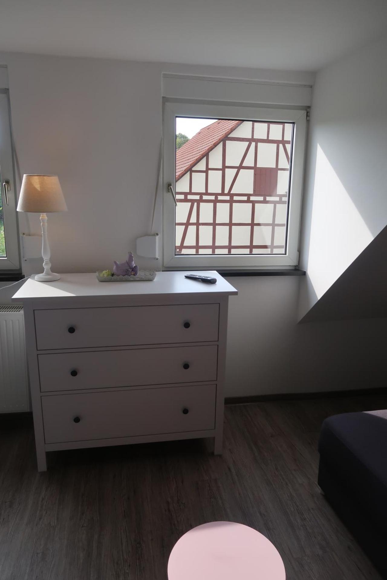 Deluxe Double Room (2 Adults + 1 Child)