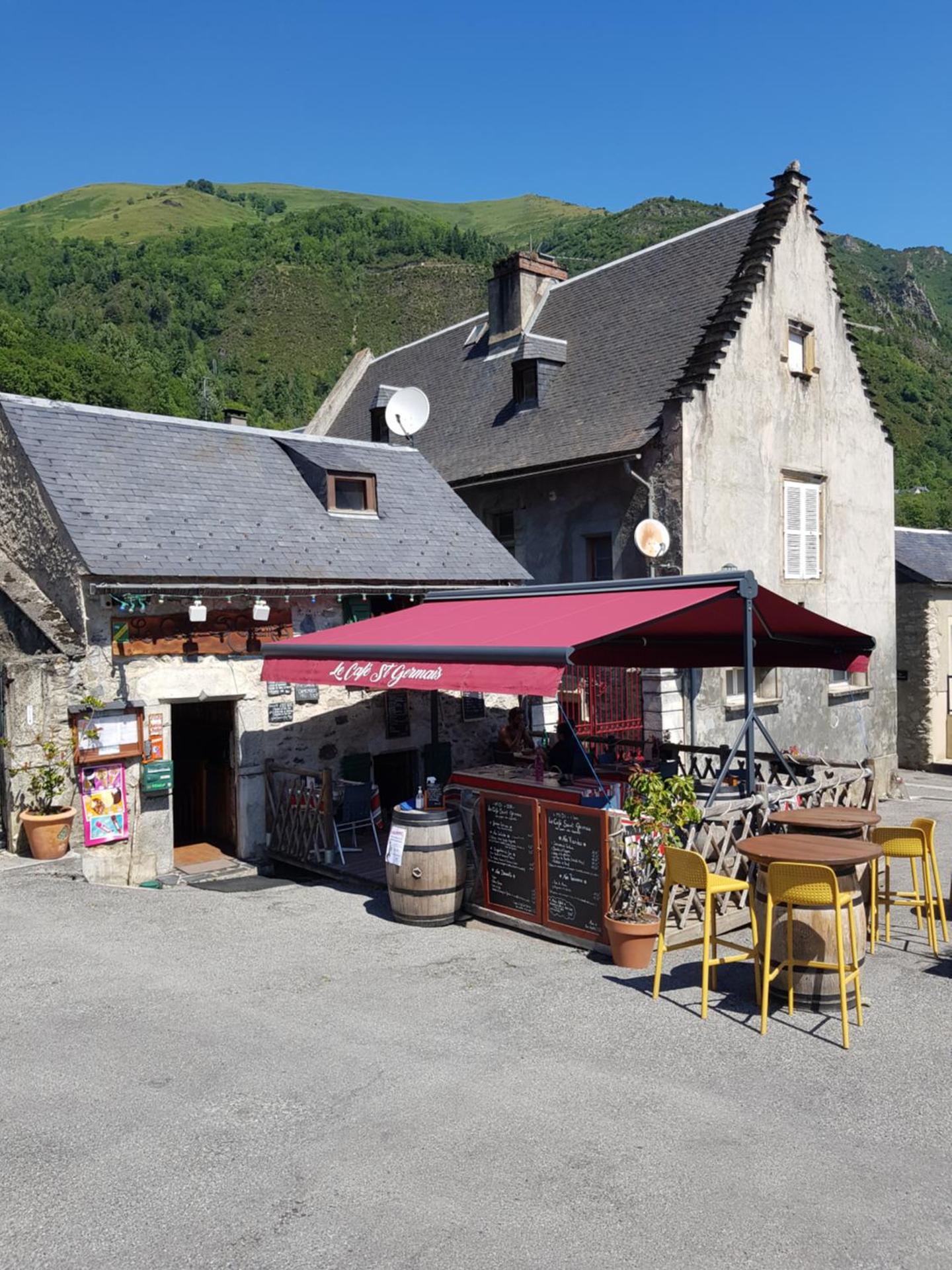 ST LARY-VIGNEC Charmant studio au calme