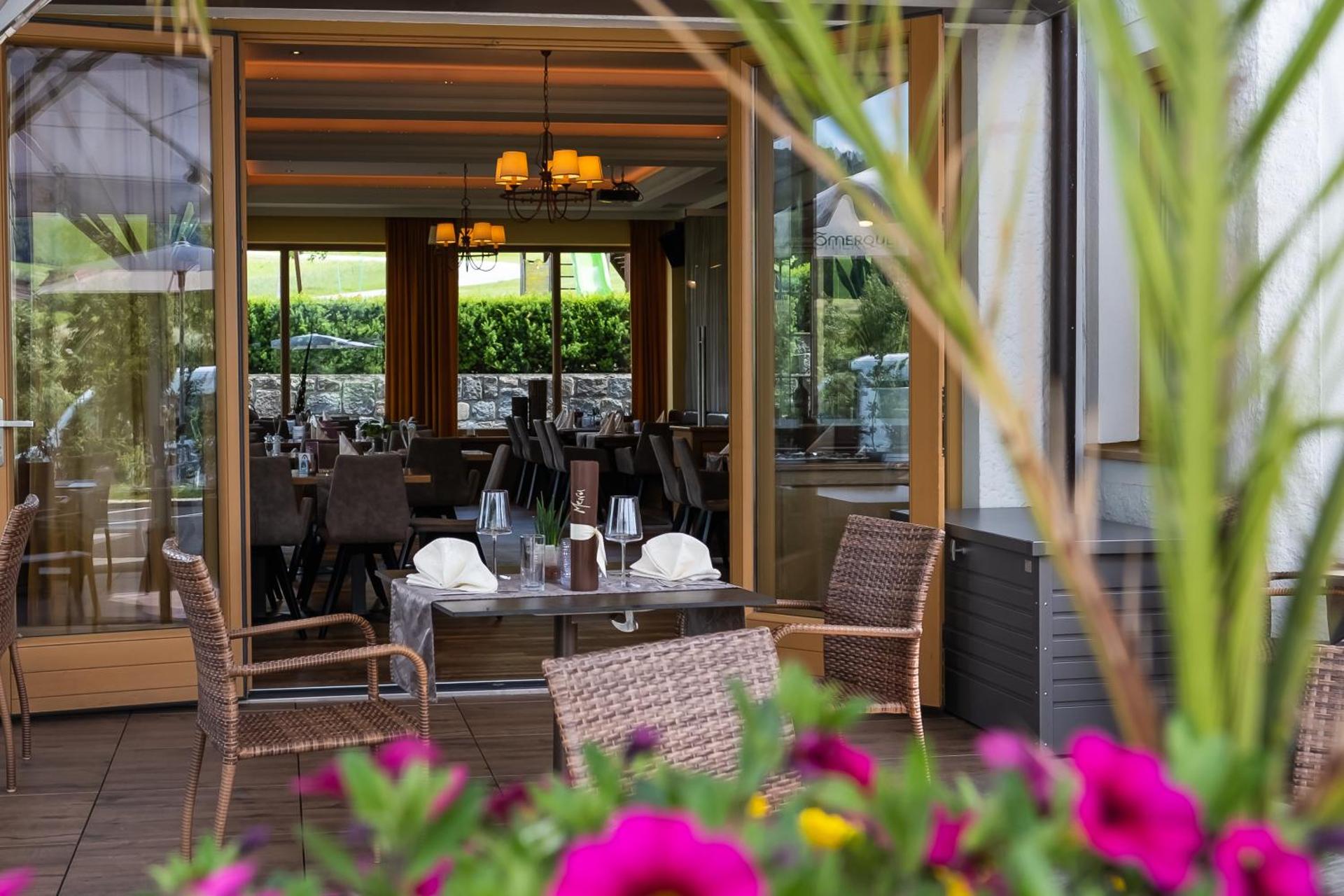 Restaurant/places to eat