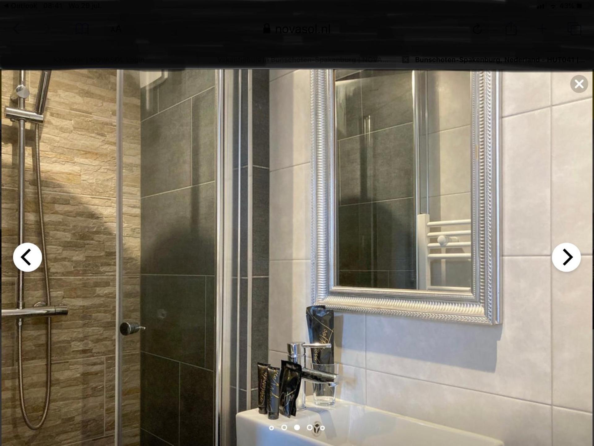 Design BB Bed&Bike holiday cottage Tiny Home in Spakenburg