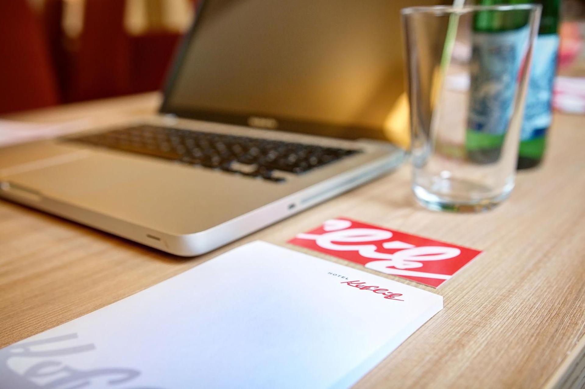 Meeting/conference room