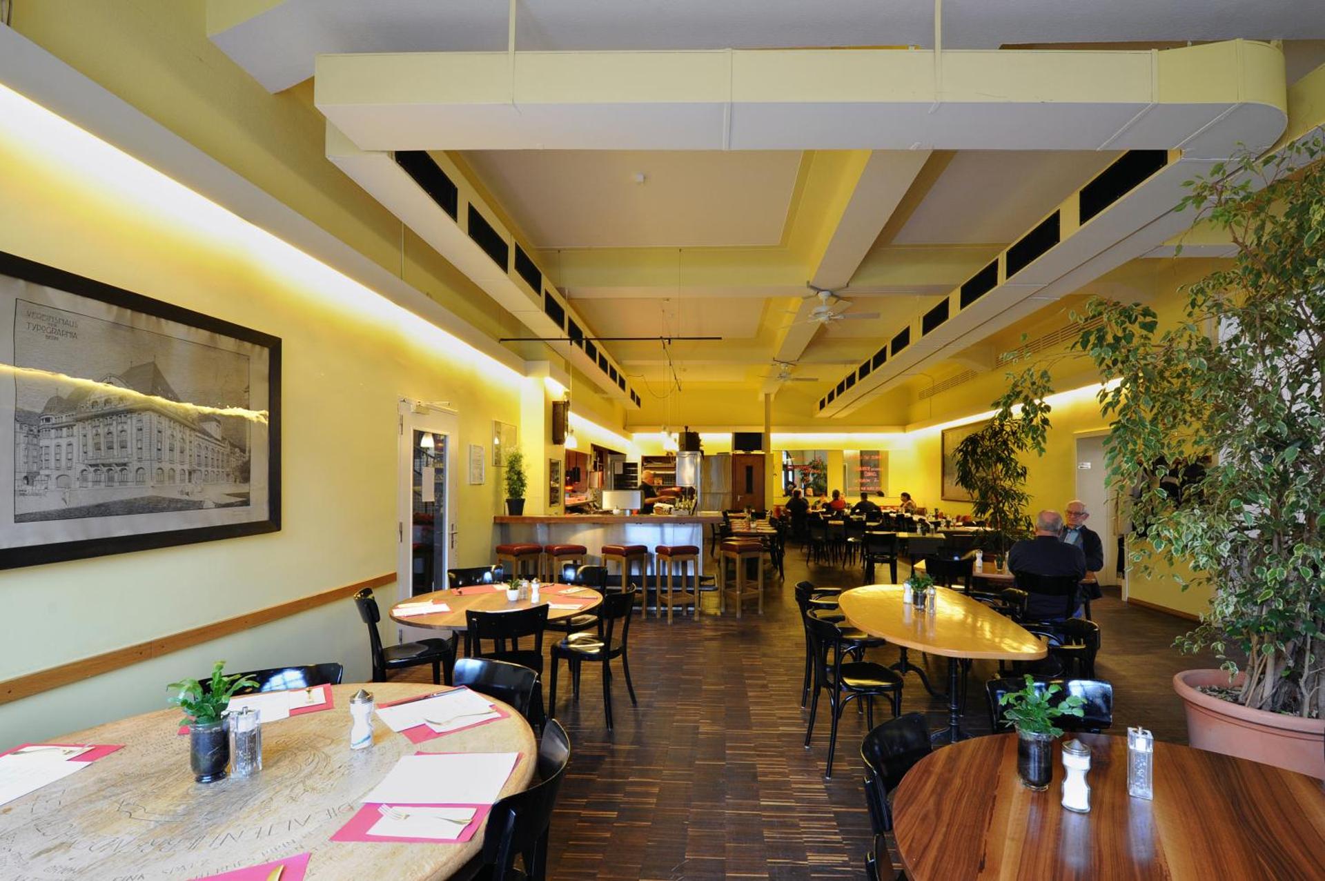 Restaurant/places to eat