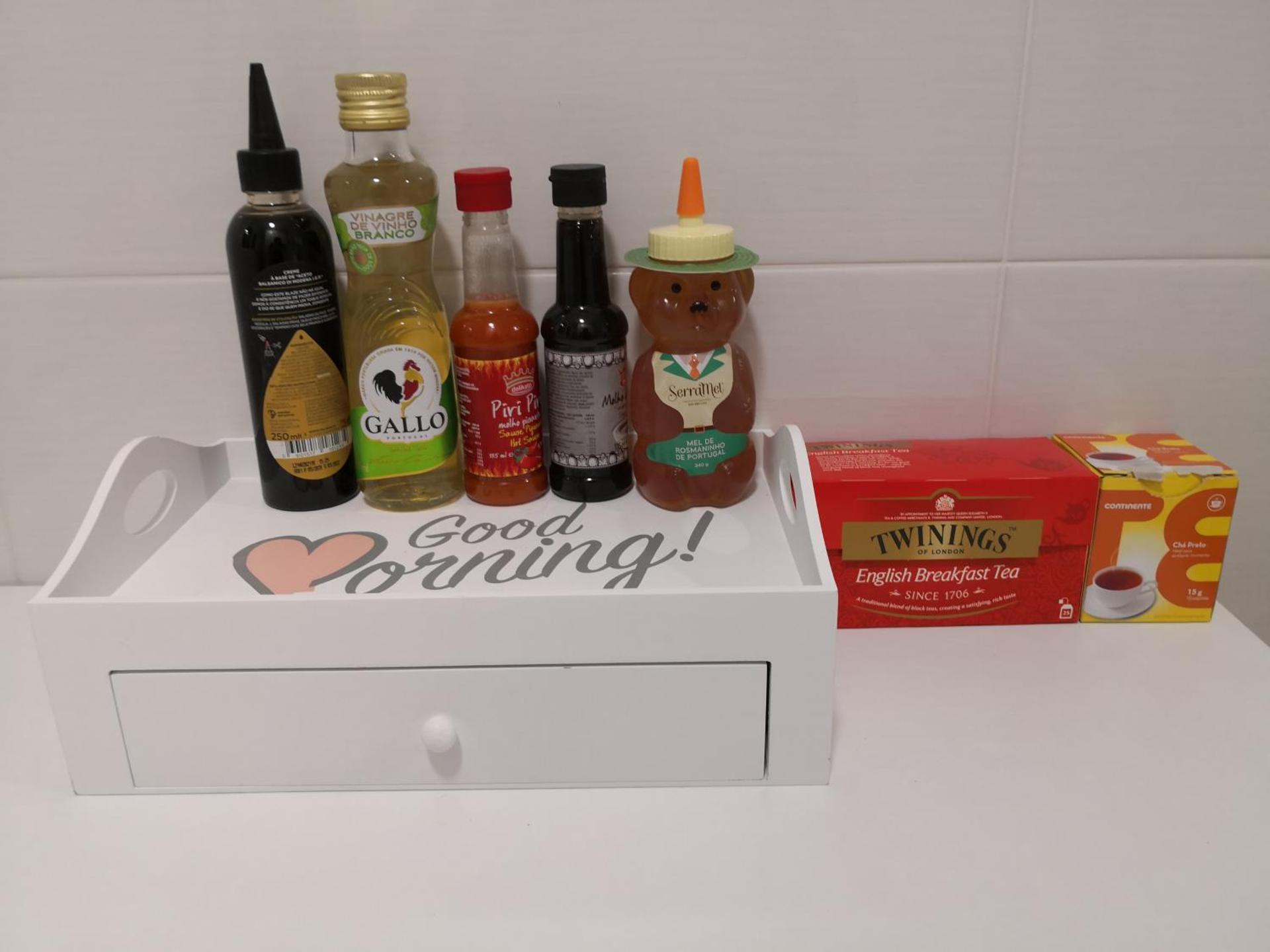 Coffee/tea facilities