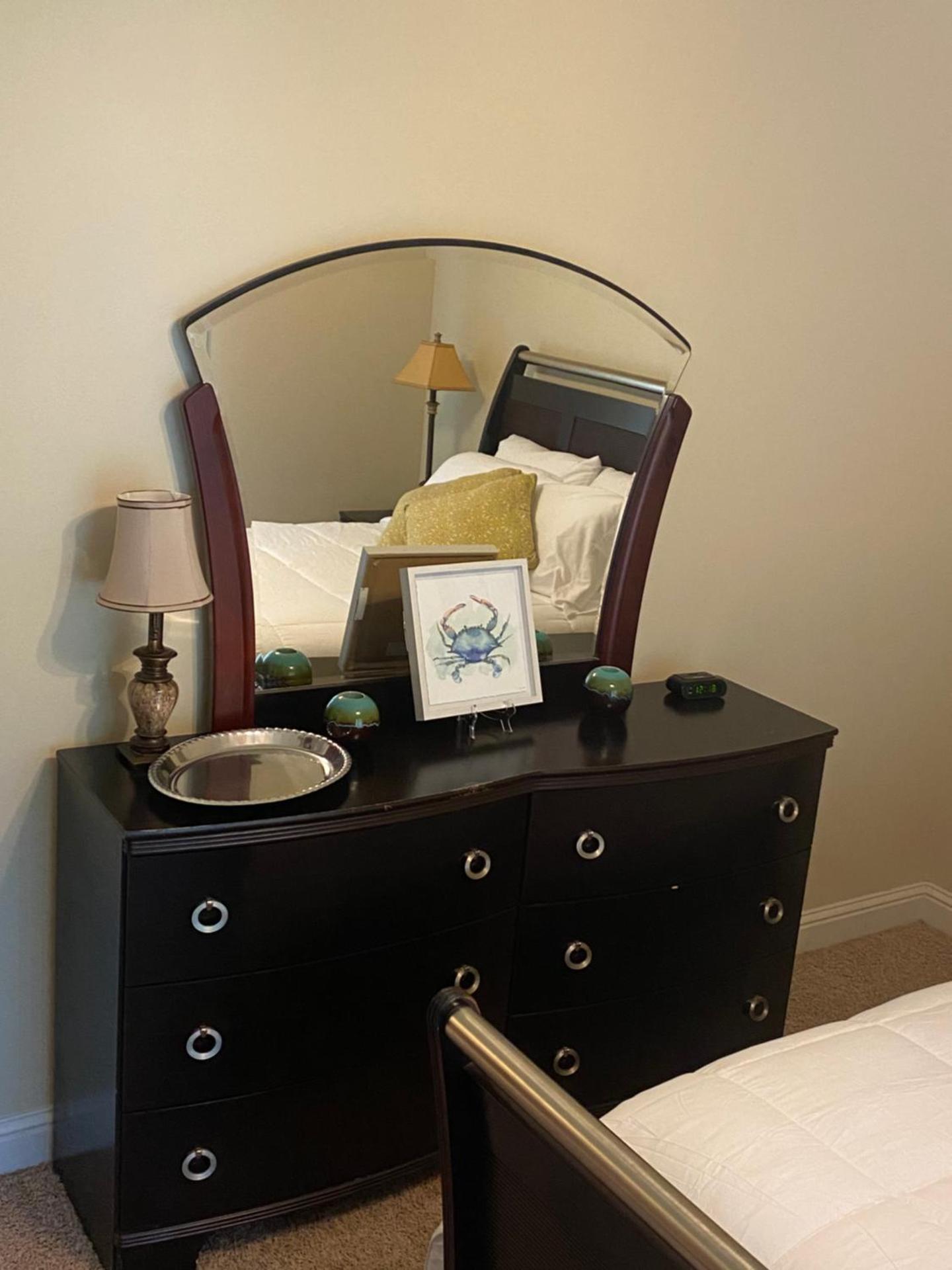 Condo w Pool near beaches, dining, shopping, etc