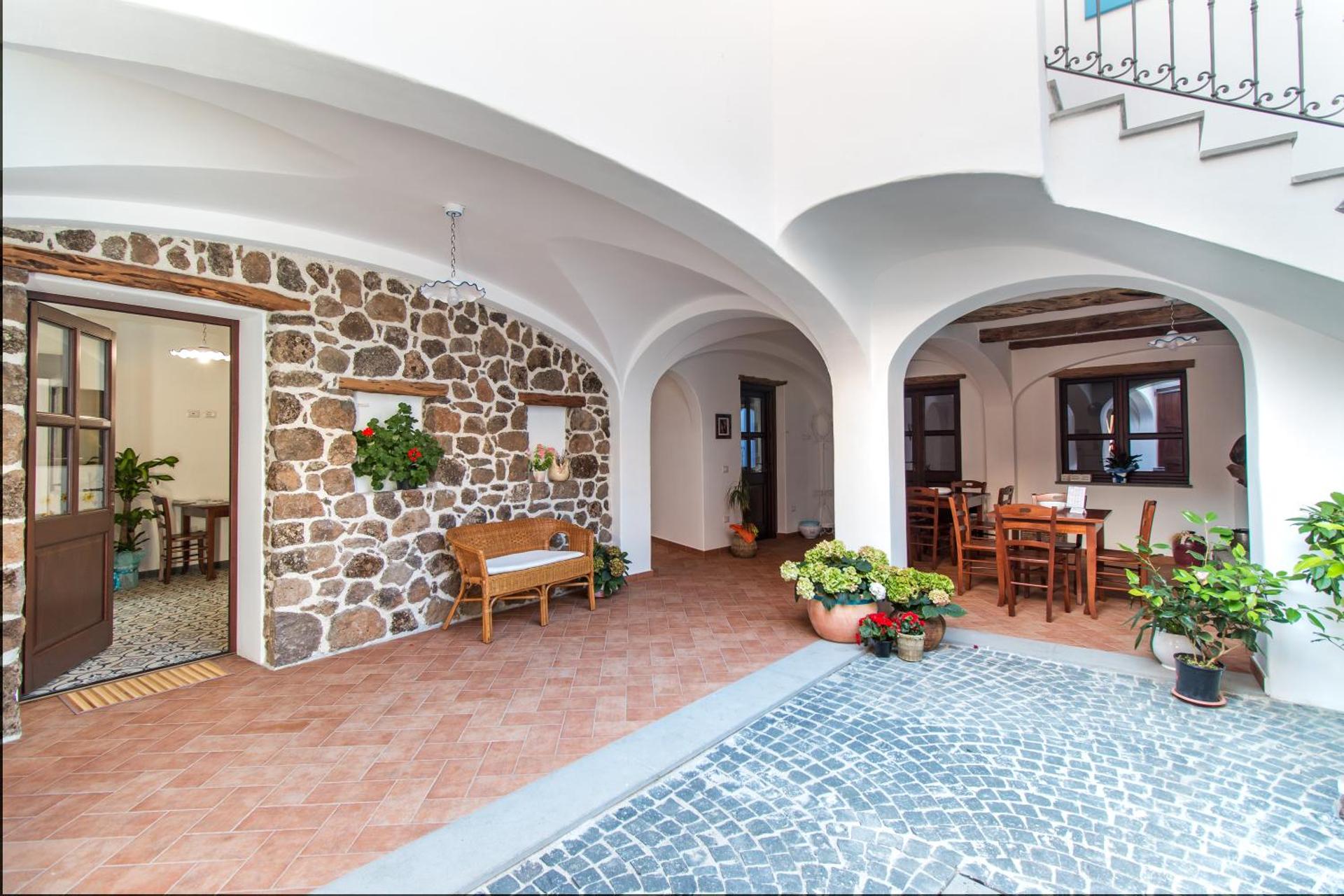 Ghivine Albergo Diffuso