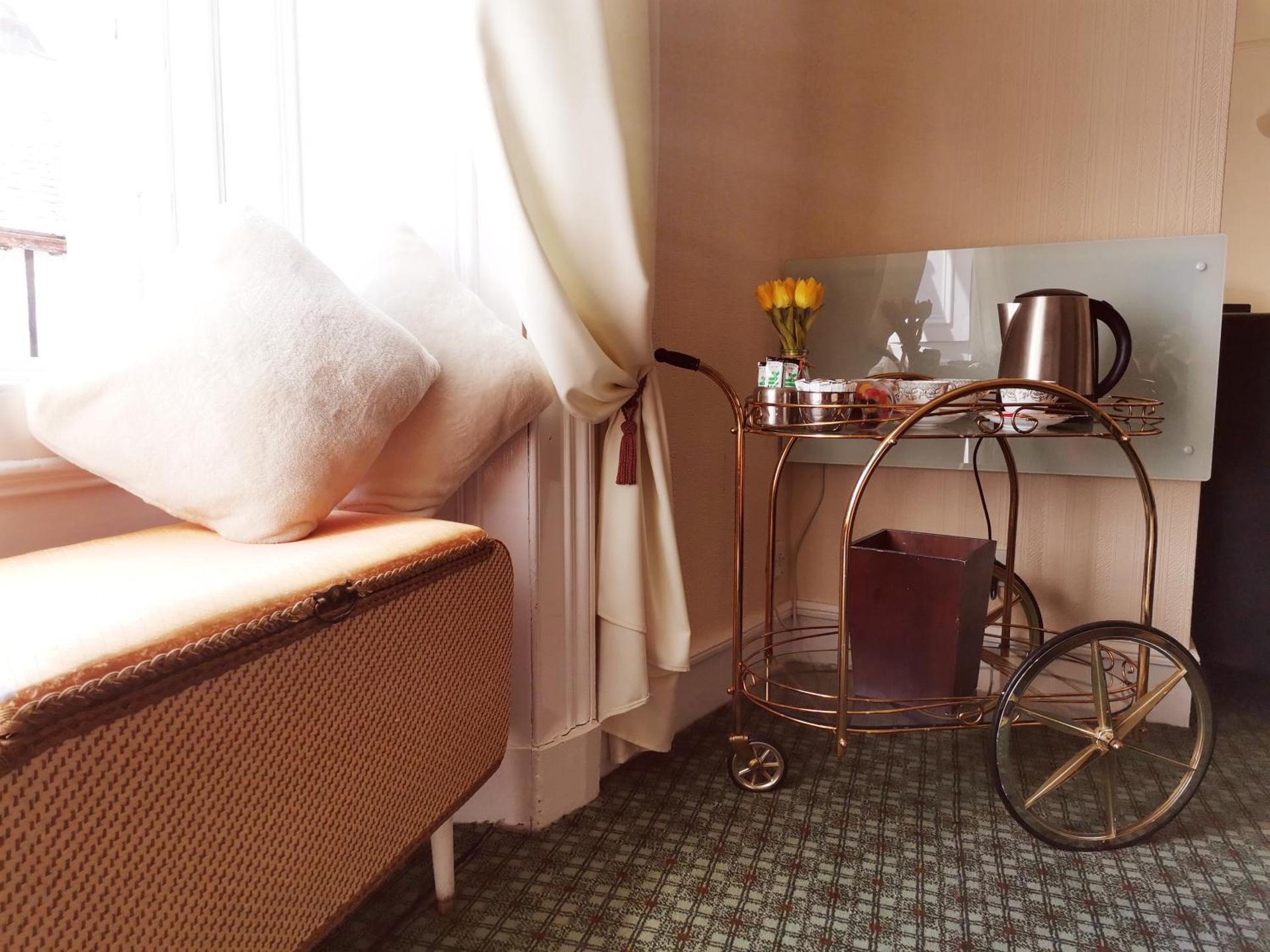 Coffee/tea facilities