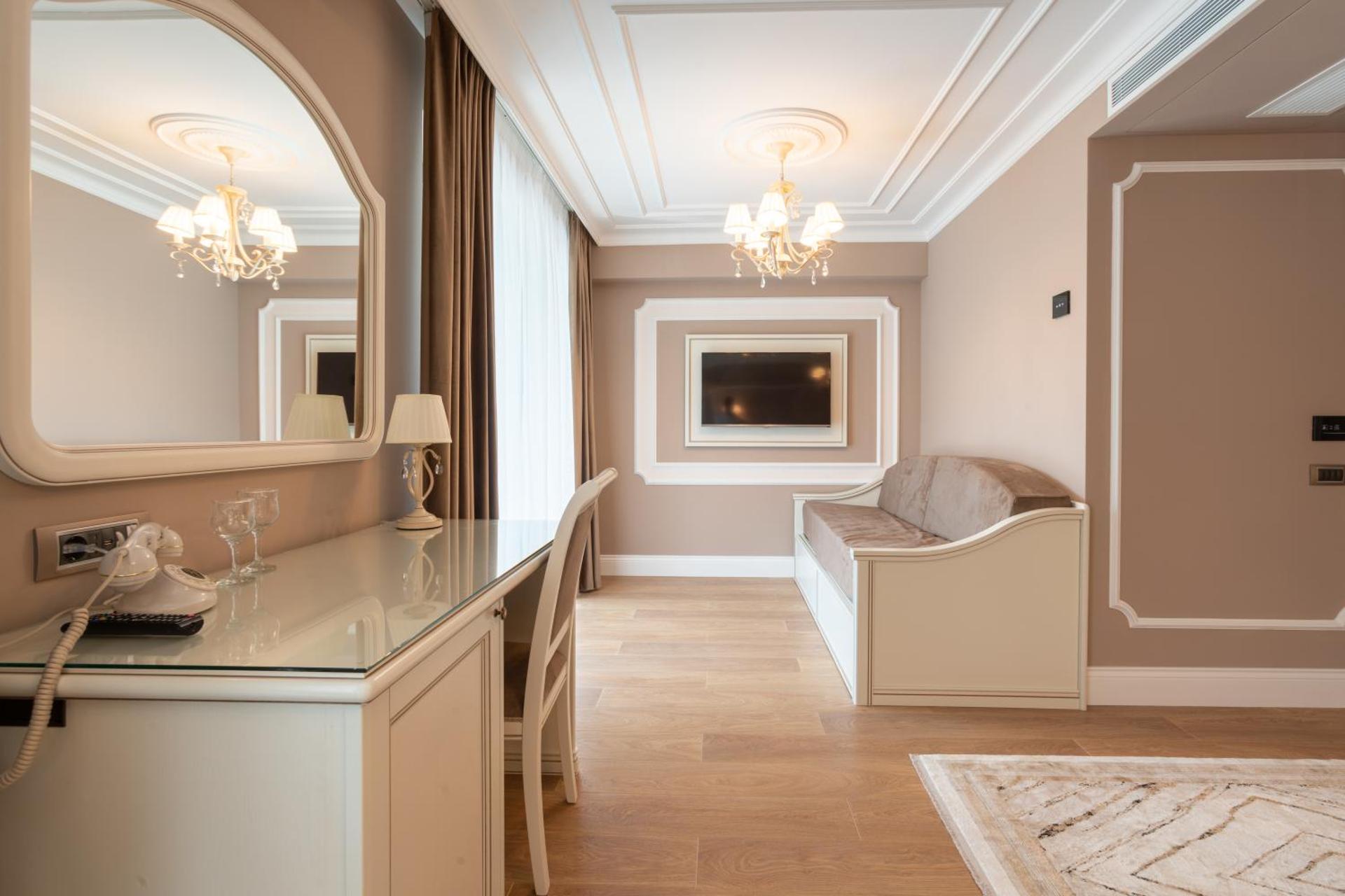 Photo of the whole room