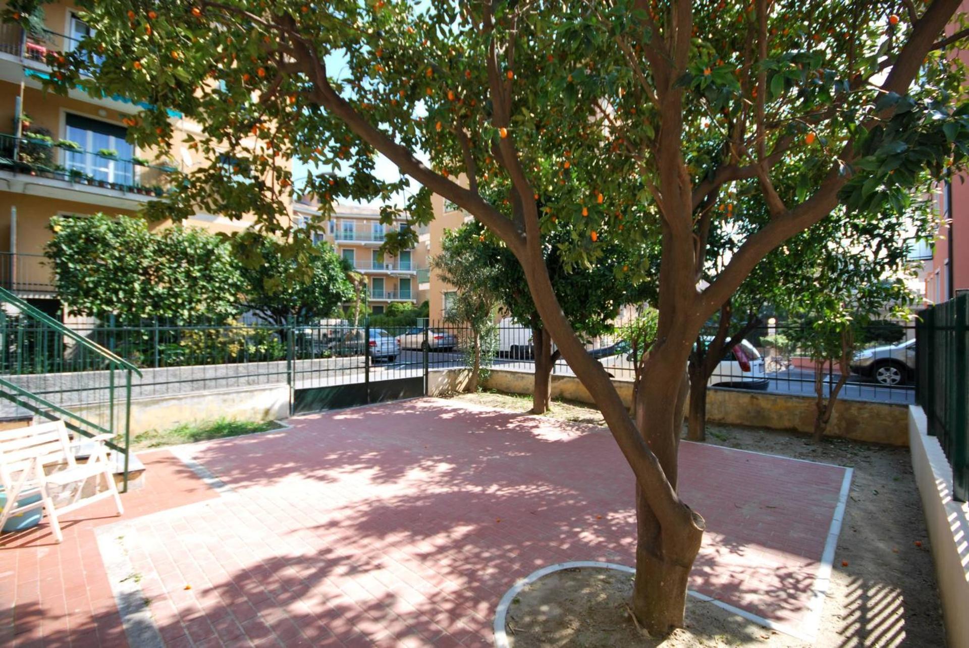 Appartamenti con giardino e posto auto per famiglie