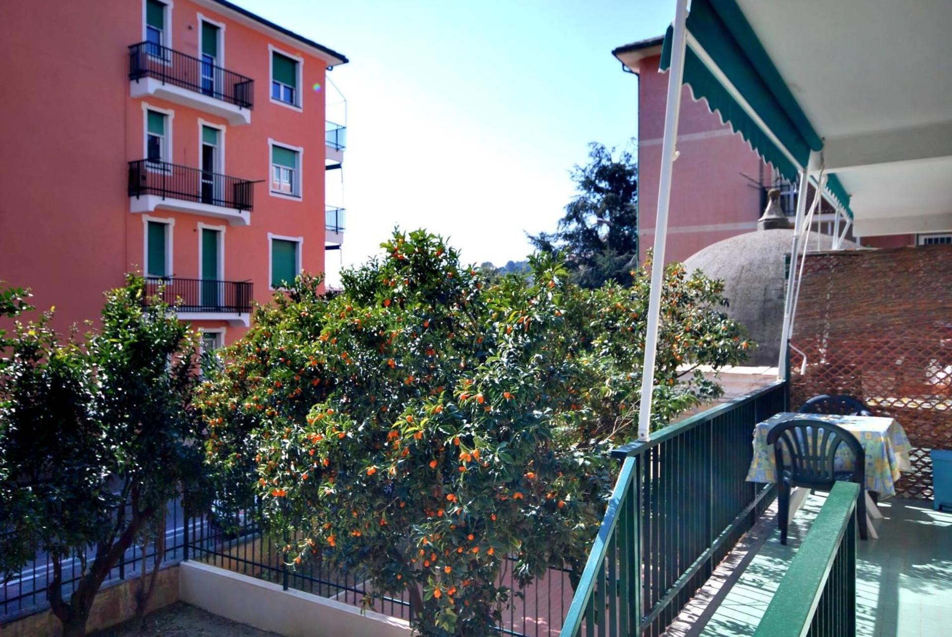 Appartamenti con giardino e posto auto per famiglie