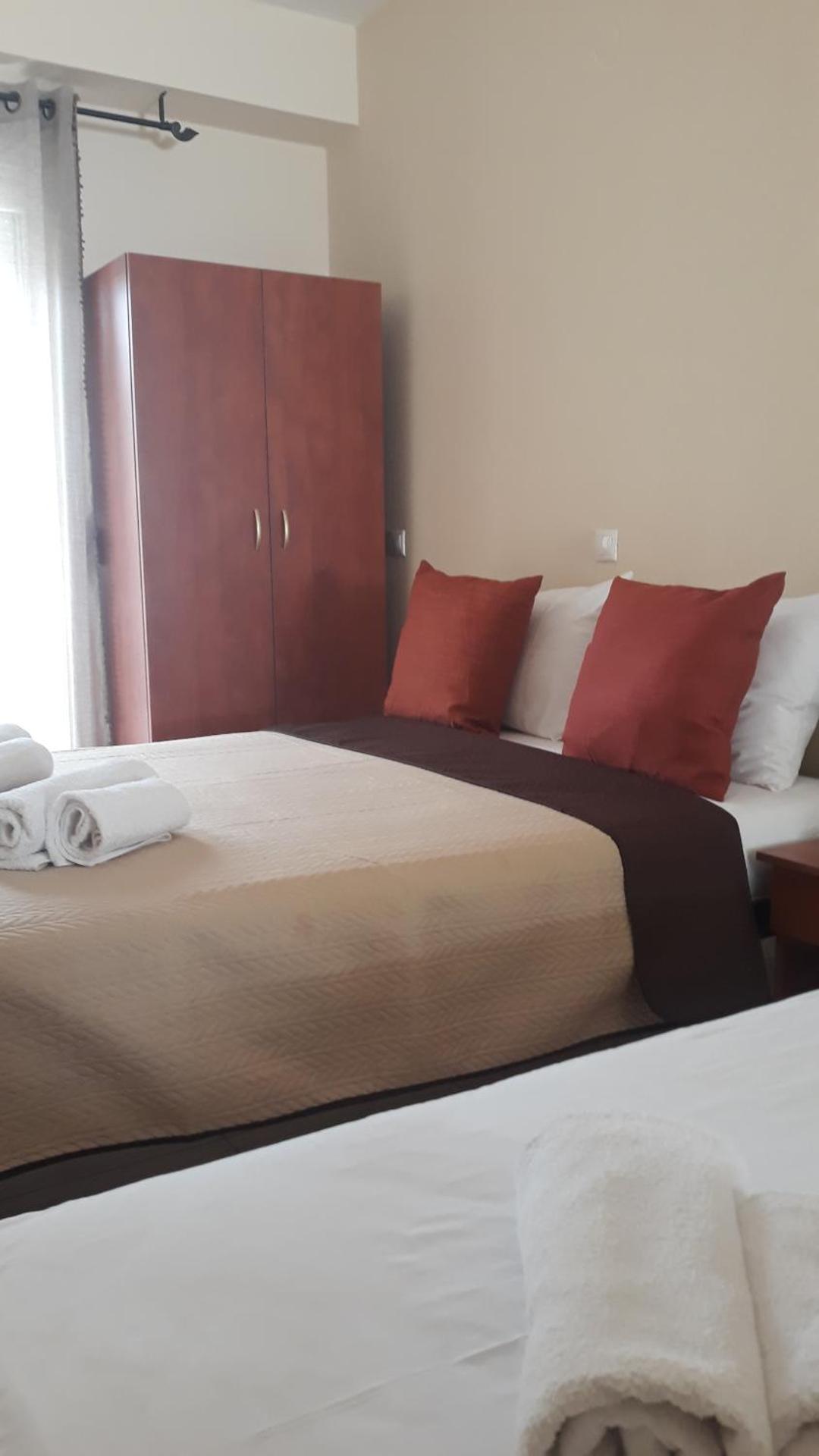 Evdokia's Apartments and Rooms