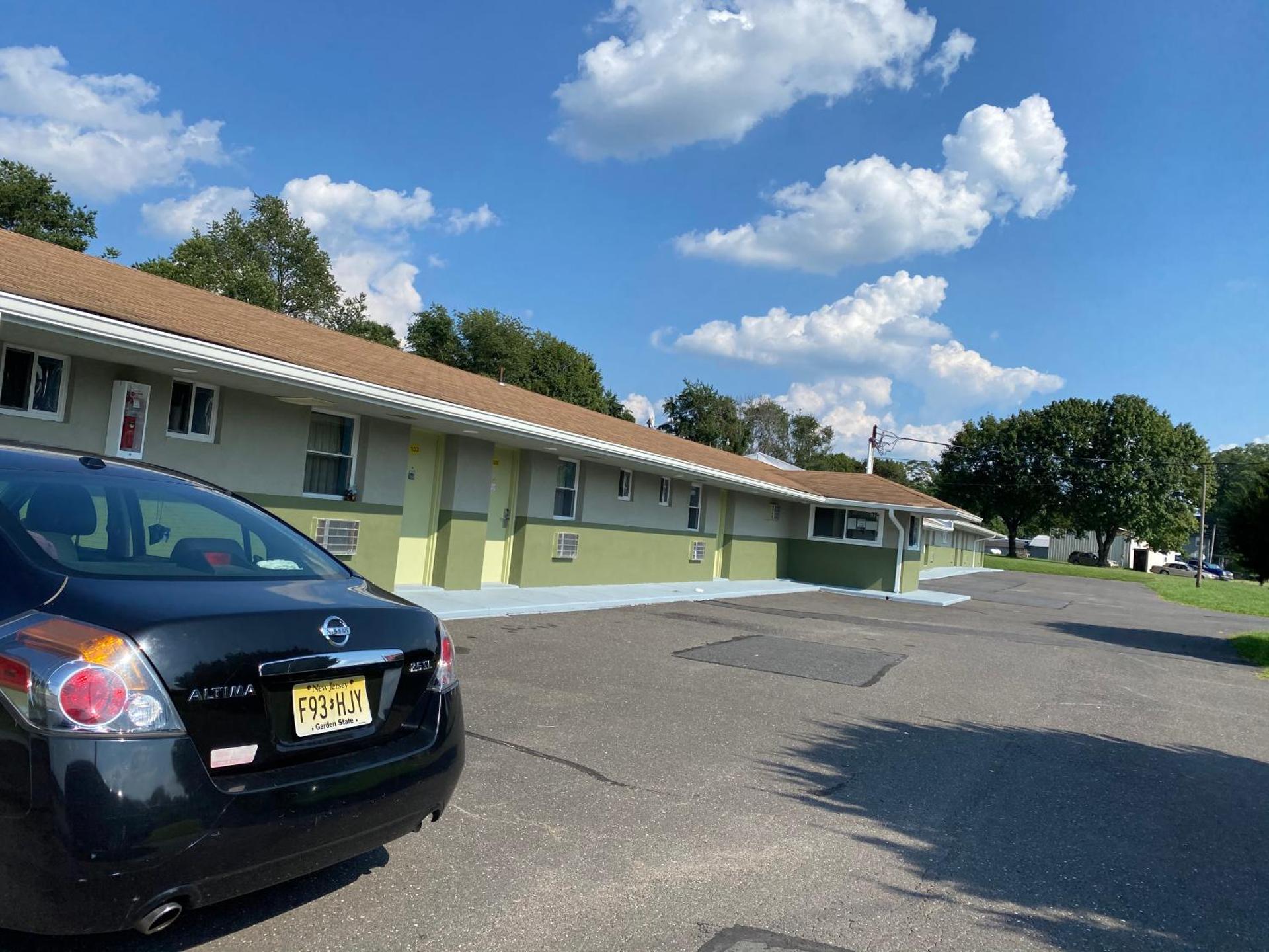 Red Carpet Inn & Suites Wrightstown