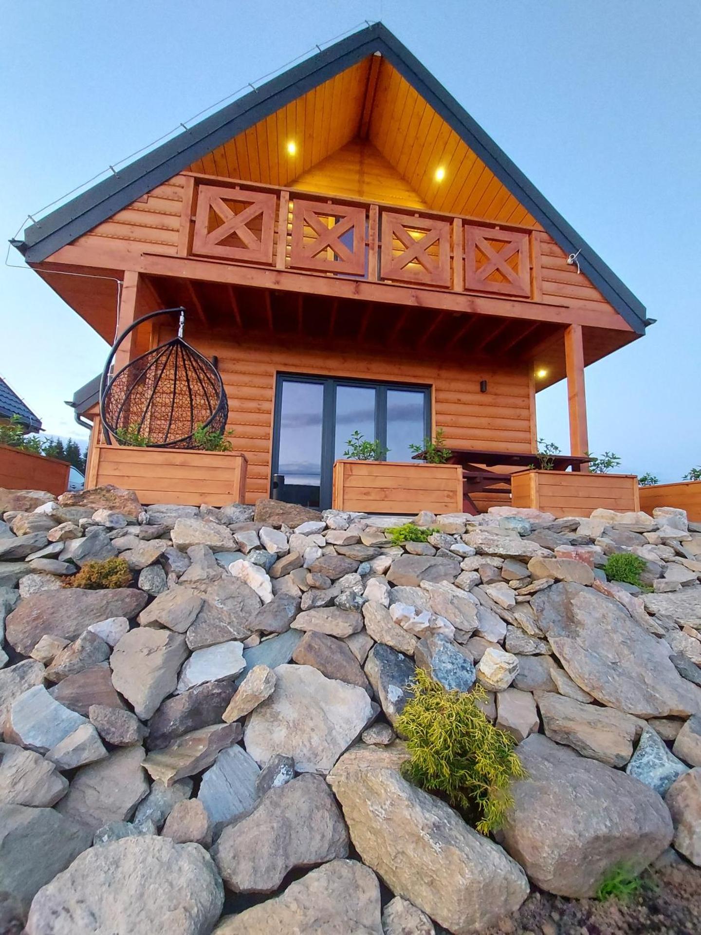 Osada Orlica klimatyczne domki z widokiem na góry i termalnym SPA sauna jacuzzi 4 km od Zieleniec Ski Arena