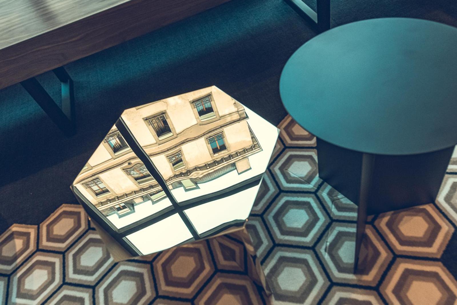 Communal lounge/ TV room