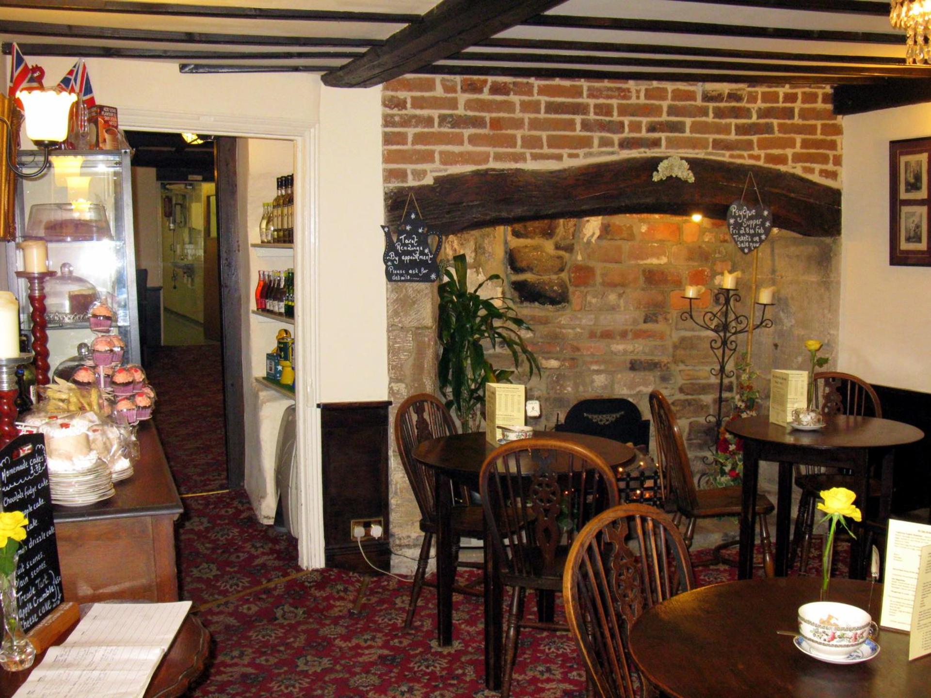 Restaurant/places to eat