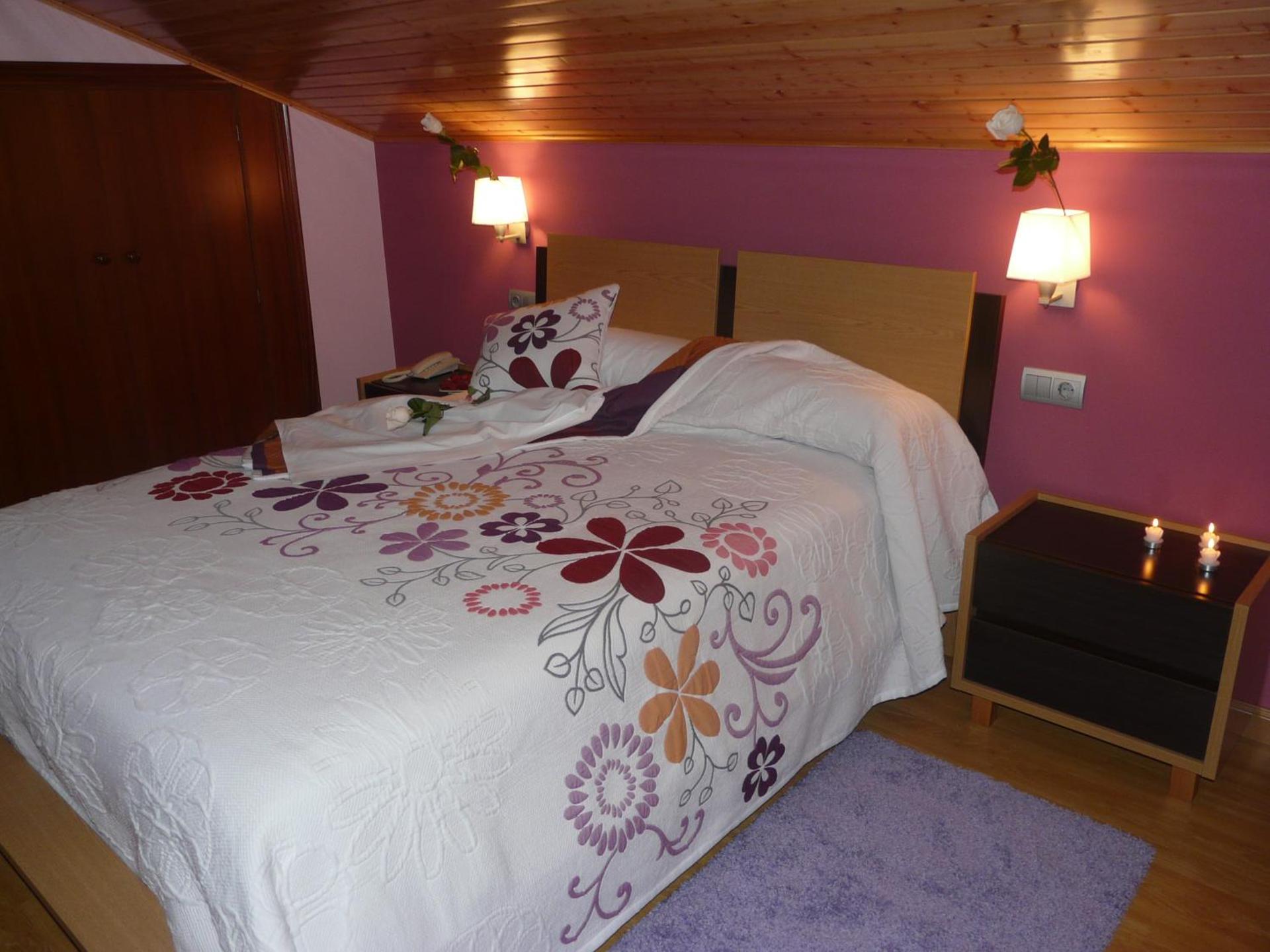 Hotel · Restaurante Asador Tio Manolo