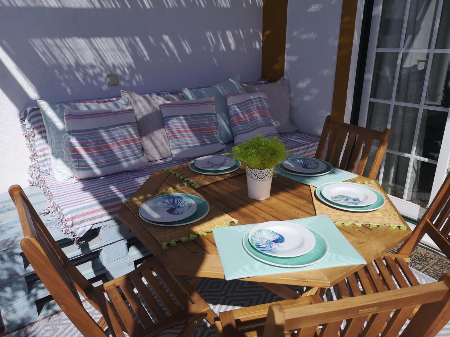 Trail House- Countryside and Beach