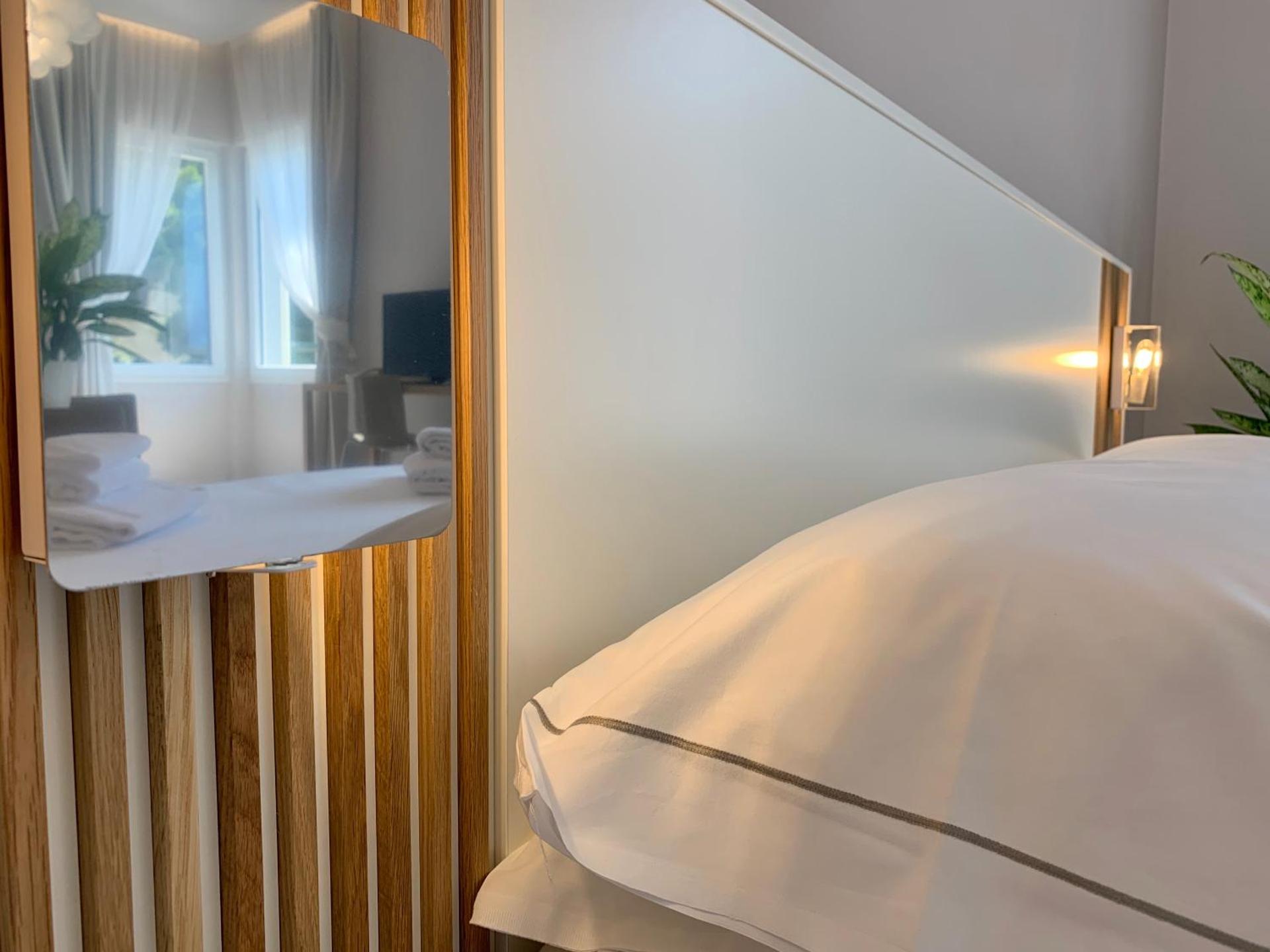 Junior Suite with Balcony and Sea View