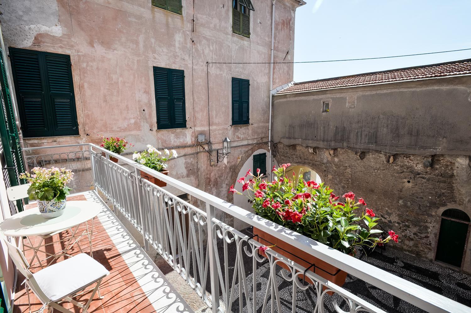 La Zuacca, luminoso appartamento con terrazzo